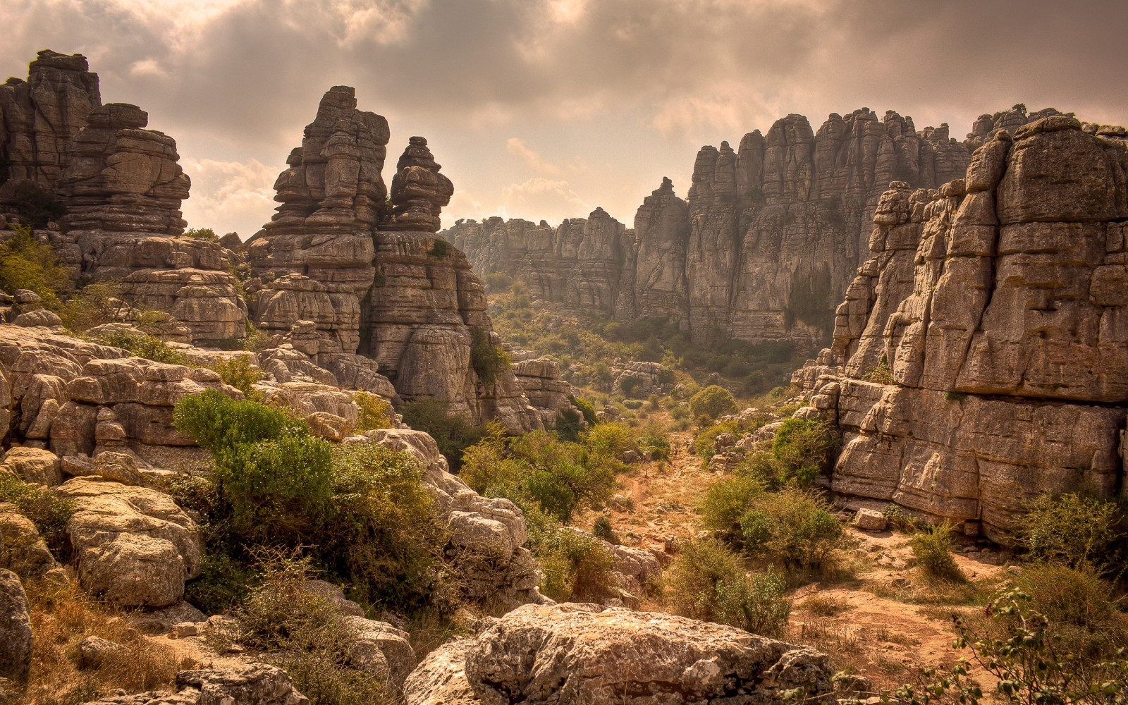 chrám, krajina, Skála, Příroda, kameny, útes, údolí, oblouk, zřícenina, Formace, Terén, hora, mezník, 2560x1600 px, geologie, dávná historie, vádí