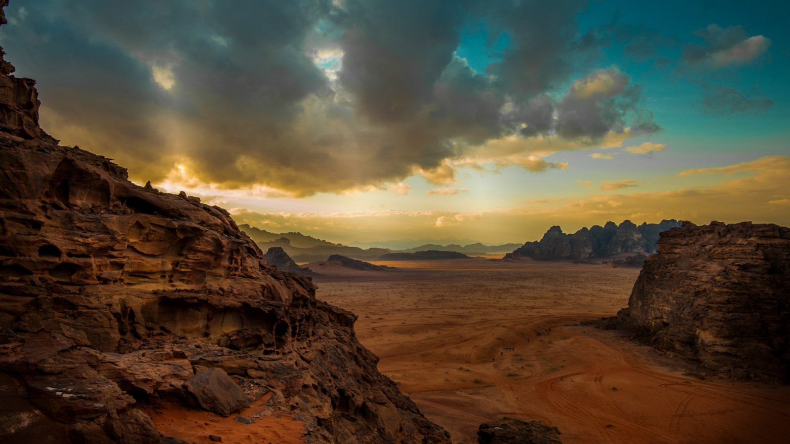 Natur, Landschaft, Berge, Sand, Pflanzen, Felsen, Schlucht, Wolken, Himmel, Sonnenuntergang, Wüste, Wadi Rum