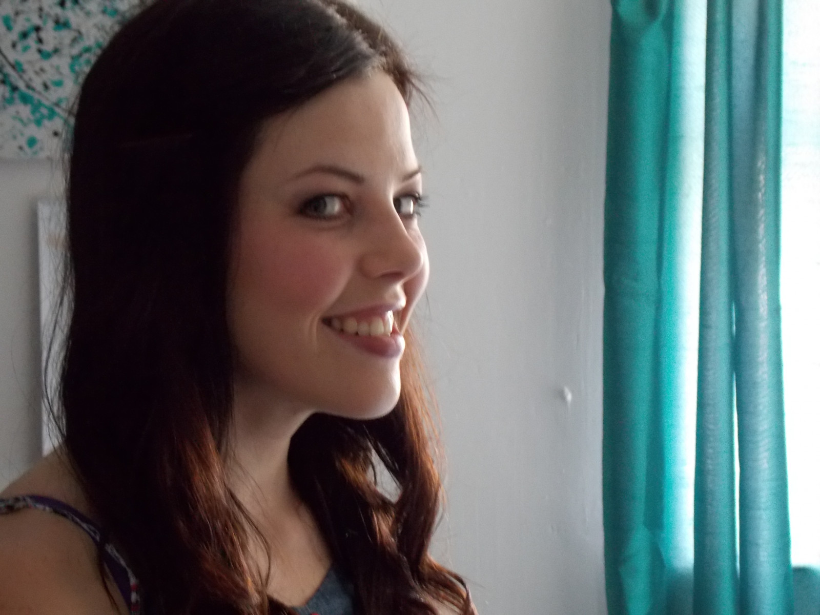 dívka, usměj se, dívej se, temný, vlasy, velký, dosti, mladý, Psycho, ohromující, petite