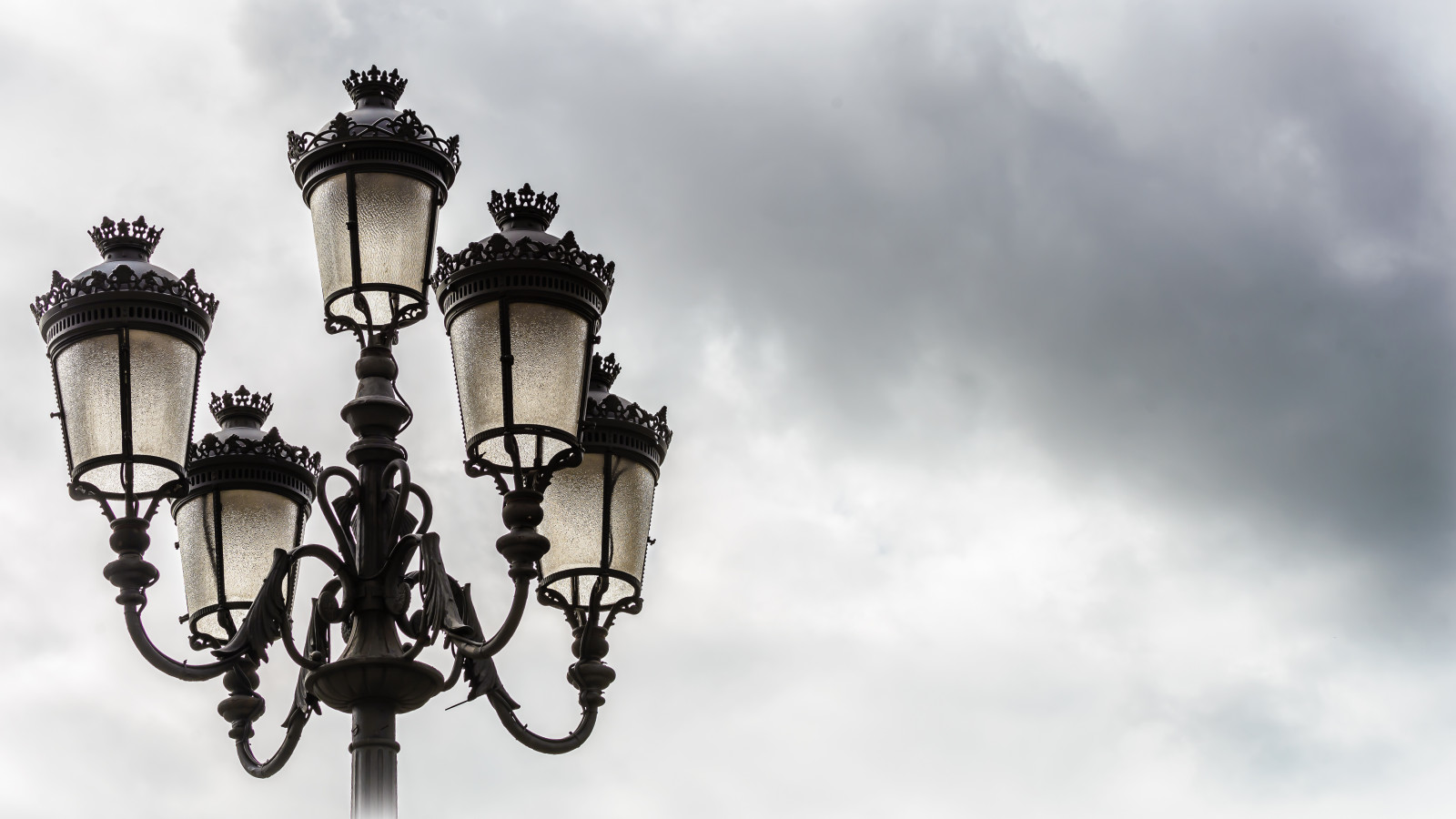 nikond60080400mmafs, nikond600, Nikon, D600, pepoexpress, mennesker, oprigtig, Madrid, madridfunstreet, madridsmiles, madridpeople, gade, social, streetshot, streetphotography, by-, urbanshot, urbanas, d60024120, 24120f4, nikon24120, streetphotographymadrid, streetfashion, urbanportrait, urbanstreetpeople, madridstreetfashion, callesdemadrid, madridarchitecture, edificiosdemadrid, monumentosdemadrid, madridstreets, madridbuildings, parquesdemadrid, 24120, madridstreetcandid, NIKKOR, httpswwwflickrcomgroupsnikonfxpooltagsd600, flickr, bw, FX