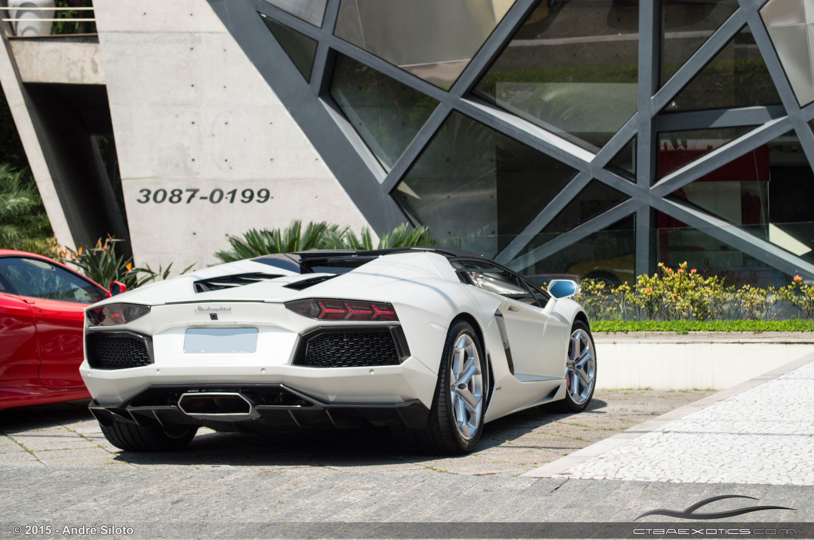 รถ, ยานพาหนะบก, ยานยนต์, ยานพาหนะ, ซูเปอร์คาร์, รถสปอร์ต, การออกแบบยานยนต์, Lamborghini Aventador, ล้อ, ประสิทธิภาพรถ, ขอบ, รถหรู, automotive wheel system, ภายนอกยานยนต์, Lamborghini, รถหรูส่วนบุคคล, กันชน, อาคาร, ถนน, อะไหล่รถยนต์, ซีดาน