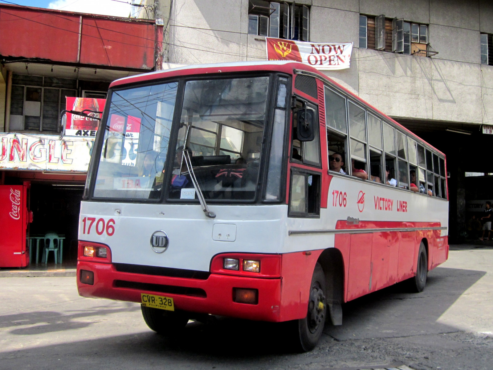 Nissan, motorová nafta, Vítězství, Olongapo, iba, parník, 1706