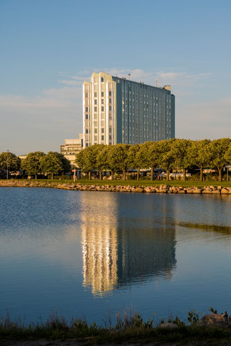 แนวนอน,ทะเลสาบ,น้ำ,แสงแดด,พระอาทิตย์ตก,cityscape