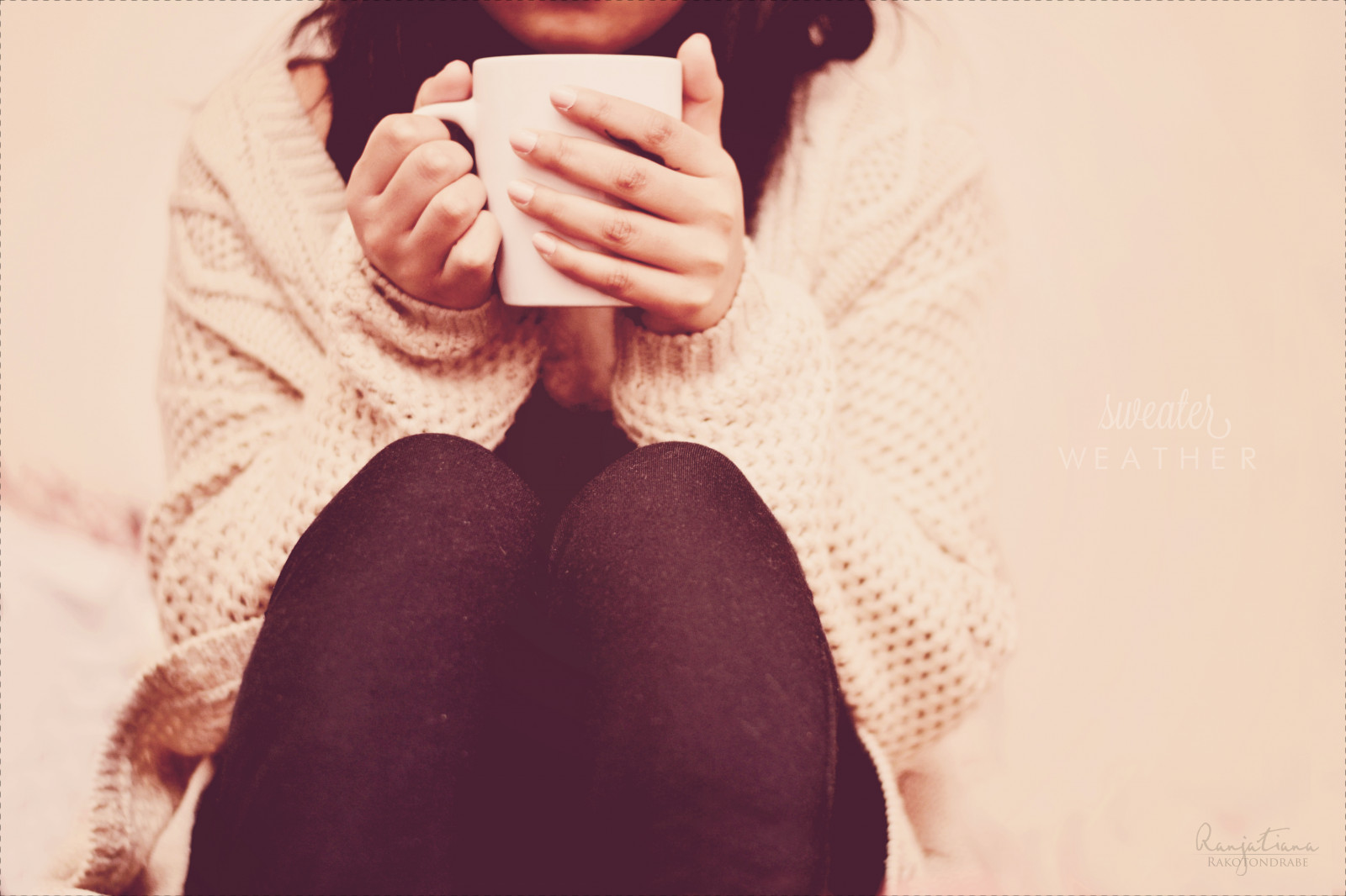 barvitý, lidé, bílý, portrét, milovat, srdce, fotografování, detailní, uklidnit, Studený, svetr, Nikon, pohár, vinobraní, Krém, Paříž, pastel, jaro, anonymní, zasněný, vybledlý, mlhavý, kloub, světlo, éterický, 50mm, barvy, počasí, dívka, deštivý, fotografie, žena, ruka, mladý, prst, selfie, fotografie, D3100, džbánek, portréty, ret, já, autoportrét, projekt, náhodný, béžový, moje maličkost, rameno, focení, orgán, photoproject, autoportrait, smetanový, project52, lenost