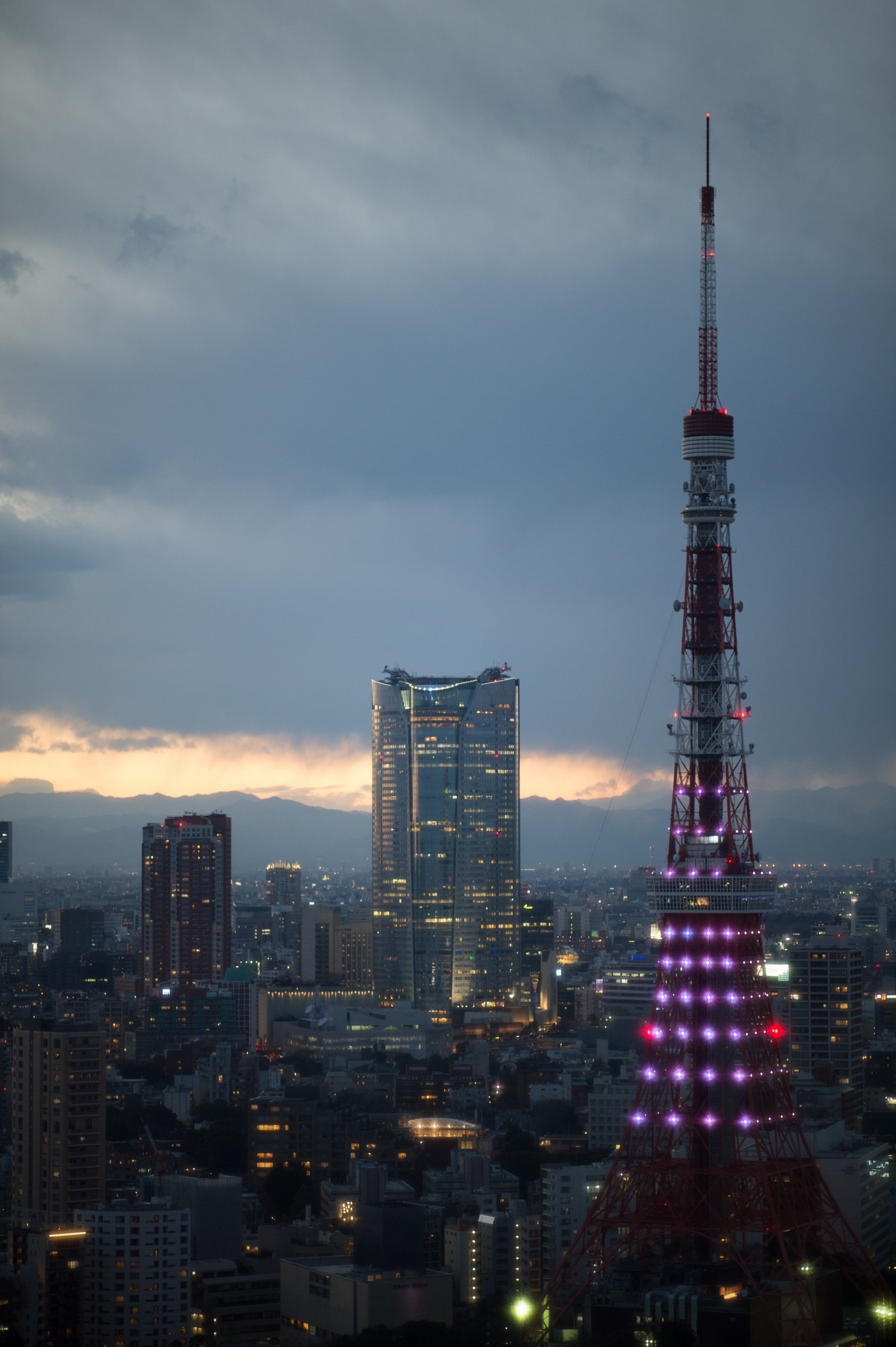 ญี่ปุ่น, เมือง, cityscape, กลางคืน, สถาปัตยกรรม, การสะท้อน, ท้องฟ้า, เส้นขอบฟ้า, ตึกระฟ้า, ตอนเย็น, หอคอย, ขอบฟ้า, Nikon, พลบค่ำ, มหานคร, โตเกียว, Jp, เมฆ, ตัวเมือง, nikkor, ส่องสว่าง, แสงสว่าง, สถานที่สำคัญ, tokyotower, afs105mmf14eed, afsnikkor105mmf14eed, Df, แฮมamatsucho, ทะเล, worldtracecenterbuilding, เขตเมือง, ปรากฏการณ์บรรยากาศ, บรรยากาศของโลก, ปริมณฑล, นิคมอุตสาหกรรมของมนุษย์, หอบล็อก