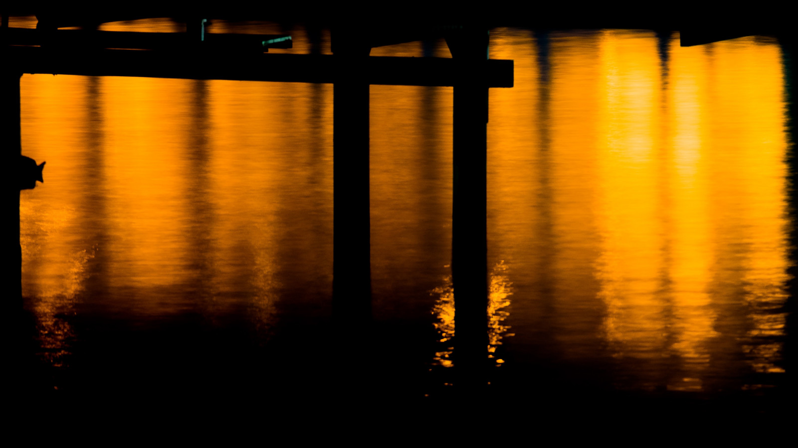 auringonvalo, auringonlasku, yö-, luonto, heijastus, auringonnousu, keltainen, ilta, aamu, Aurinko, ilmapiiri, laituri, hämärä, valo, valjeta, valaistus, pimeys, ilmakehän ilmiö