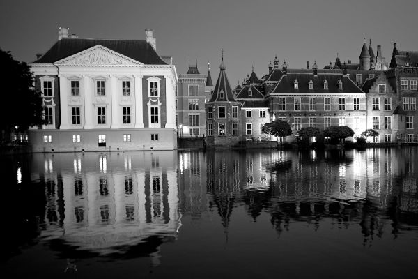 Leica,city,travel,street,longexposure,bw
