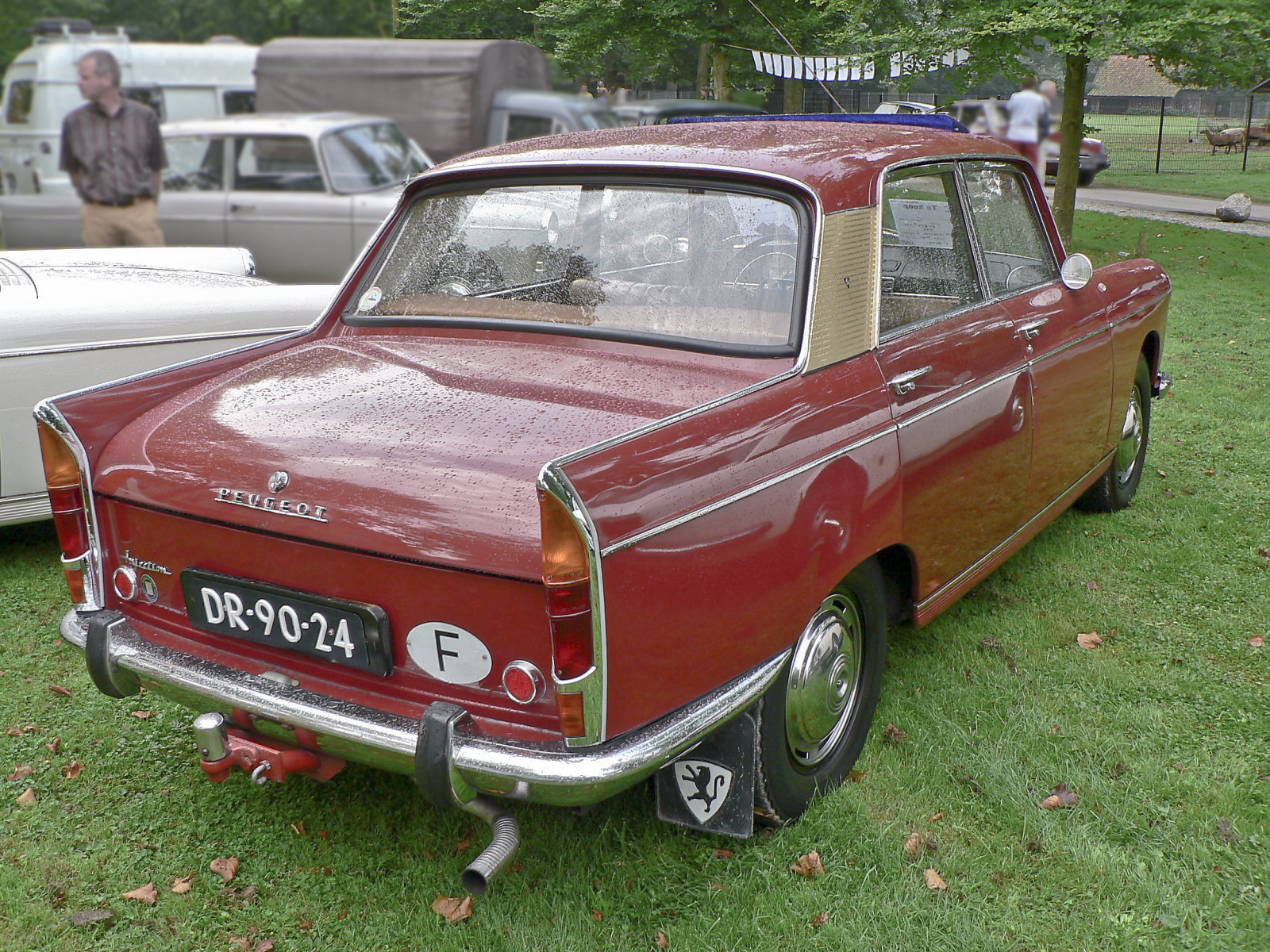 auto, vozidlo, Francie, klasická auta, peugeot, 404, greatphotographers, blinkagain, mygearandme, vitrína, klasický, autofocus, vigilantphotographersunite, Soe, thebestshot, Finegold, rememberthatmomentlevel1, rememberthatmoment, cp, artofimages, damncoolphotographers, fotografové, carphotography, showroom, gearheads, afeastformyeyes, thelooklevelred, PhotoArt, miluji to, rodinný vůz, kompaktní vůz, motorové vozidlo, starožitný auto, digitalartwork, přátelé navždy, digitalcreations, supersix, myfriendspictures, creativephotogroup, digifotopro, paintcreations, djangosmaster, buildyourrainbow, supersixbronze, soulophotography, photographicworld, soulocreativity, aphotographersview, thepitstopshop, niceasitgets, fotoartcircle, mastersofcreativephotography, creativeimpuls, photoshopartists, creativeartistscafe, vigilantphotographersunitelevel1, alltypesoftransport, themachines, pomalá jízda, carscarscars, carscarsandmorecars, transportofallkinds, fandevoitures, planetearthtransport, wheelsanythingthatrolls, loveitl1, Peugeot404, Peugeotsa, peugeot 404