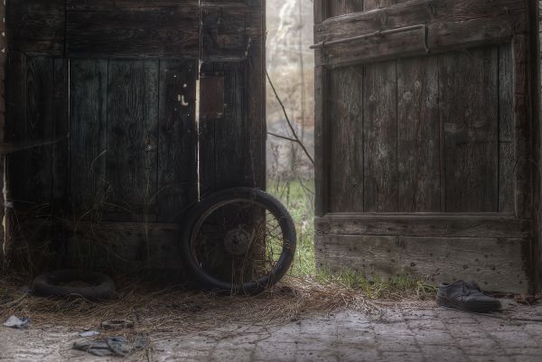 urbex,decay,door,explorer
