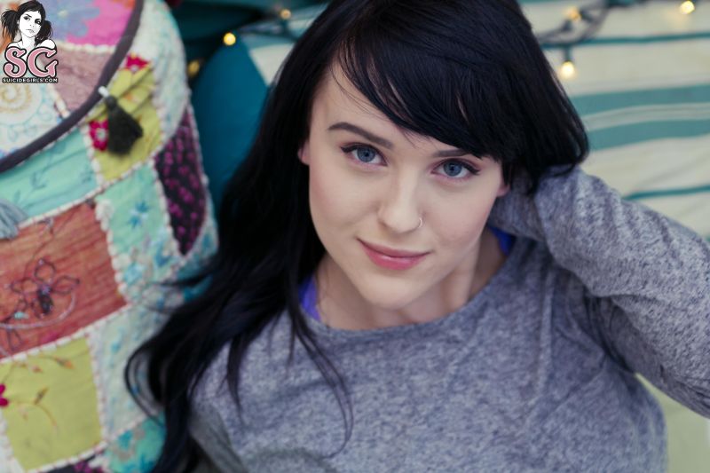 model, portrét, brýle, fotografování, kroužky v nose, modré oči model, portrét, brýle, fotografování, kroužky v nose, modré oči