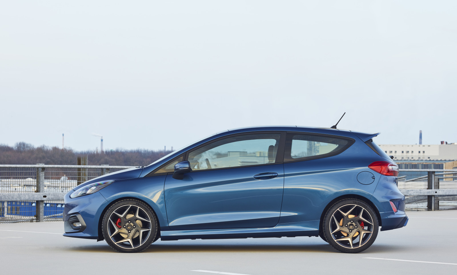 bil, køretøj, Ford, Fiesta ST, netcarshow, netcar, bil billeder, bil foto, 2017, jord køretøj, bildesign, bil make, familie bil, bybil, subcompact bil, hatchback, SuperMini, hot hatch