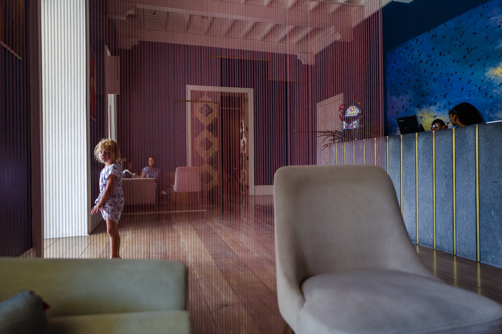 Baggrunde : vindue, arkitektur, børn, værelse, væg, tabel, hus, stol ...
