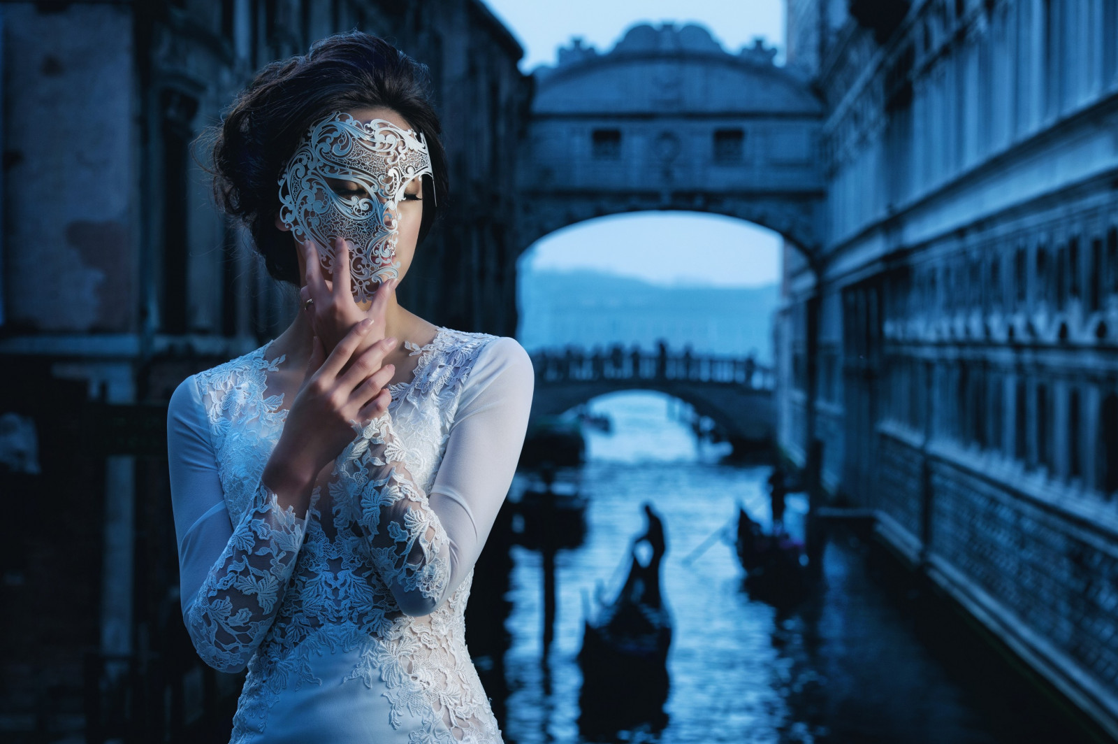 Wallpaper women, model, Venice, mask, dress, blue, fashion,