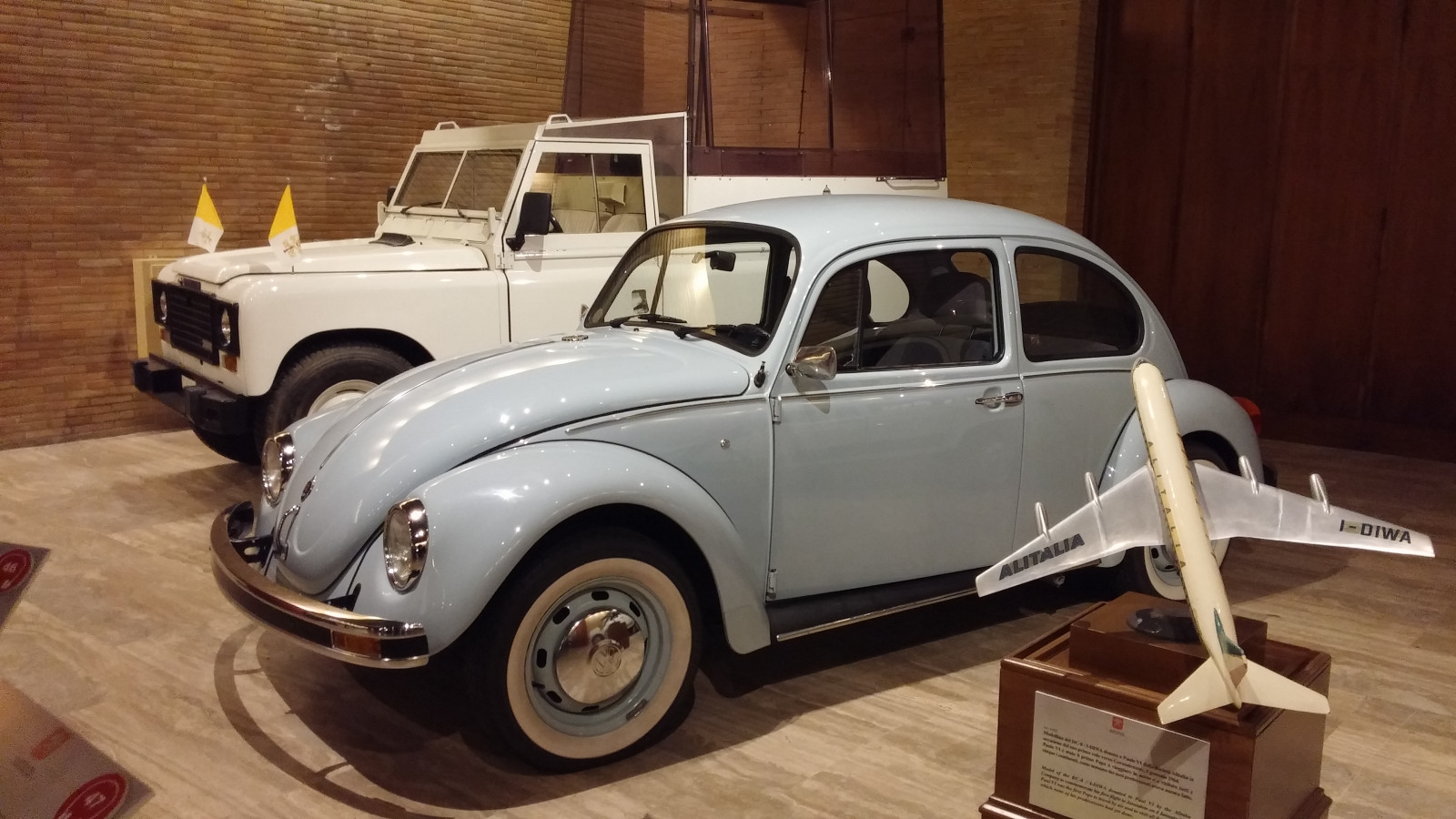auto, vozidlo, Volkswagen, Volkswagen Beetle, Mexiko, veteránem, klasická auta, klasický, worldcars, automobilového designu, automobilový exteriér, kompaktní vůz, motorové vozidlo, subcompact auto, střední velikost auta, vaticani, Musei, Maggiolino