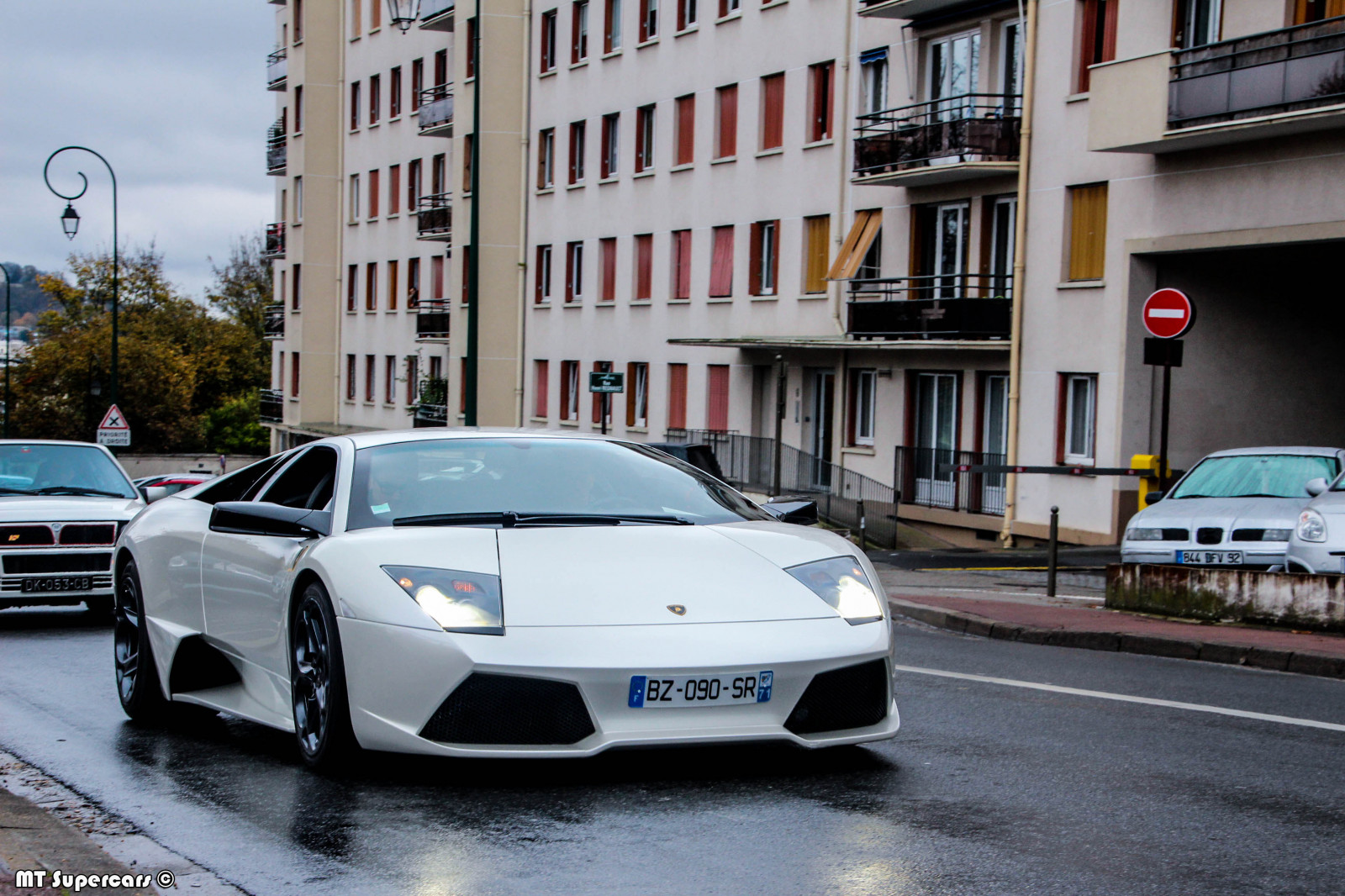 bianca, nero, giocattoli, strada, auto, costruzione, veicolo, strada, supercar, caffè, Lamborghini, tecnologia, Parigi, Lamborghini Gallardo, auto sportiva, Lamborghini Murcielago, coupe, macchina di spettacolo, Toro, Berlina, infrastruttura, Raro, 2014, ruota, automobili, cerchione, miliardario, supercar, e, Murcielago, carscoffee, veicoli terrestri, design automobilistico, esterno automobilistico, veicolo di lusso, veicolo a motore, auto esecutivo, city ​​car, faro, parte auto, mtsupercars, illuminazione automobilistica, saintcloud, Cnc, automotive wheel system