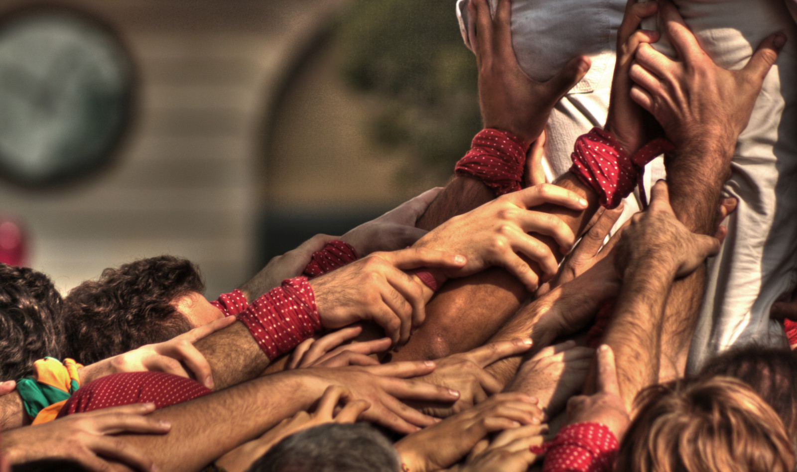 chrám, ruce, věž, Kánon, HDR, Španělsko, Katalánsko, Catalunya, ruka, mano, člověk, prst, canoneos1000d, MA, mans, eos, torre, tradice, paže, 1000D, Espanya, espana, rituál, Mataro, Manos, Cataluna, castellers, Humana, humantower, capgrossos, torrehumana, rubinho1, rubenfern Fernández