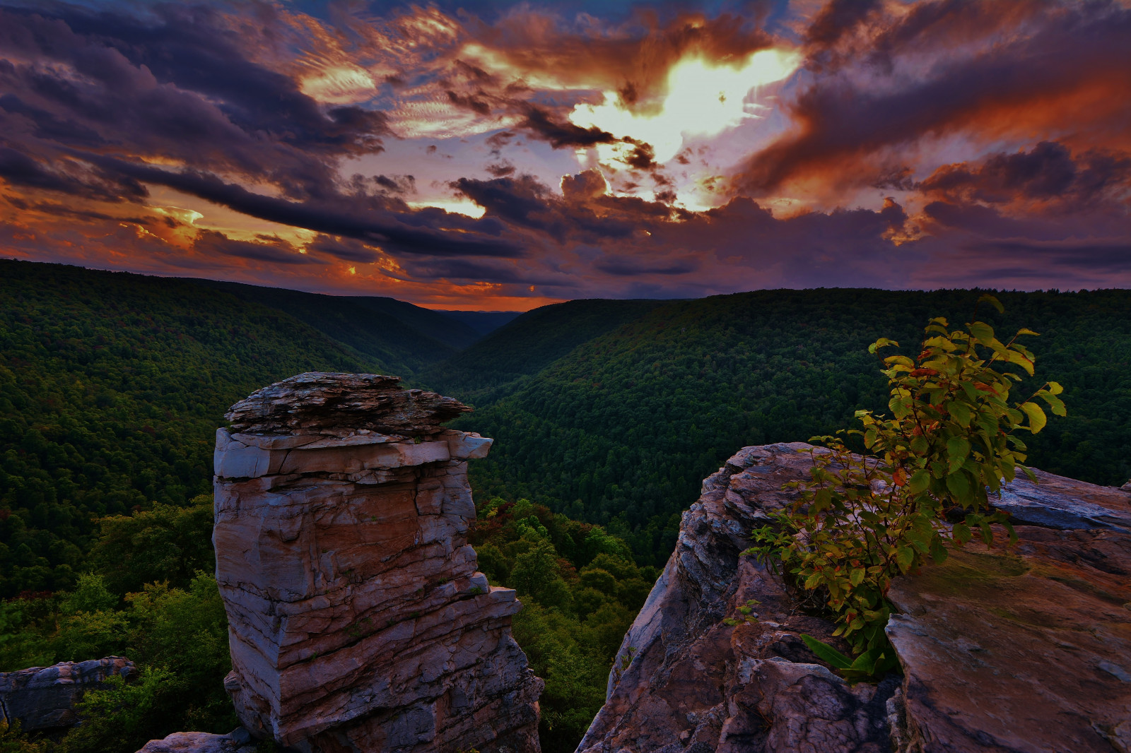 krajina, podzim, západ slunce, moře, kopec, Skála, Příroda, odraz, nebe, fotografování, svítání, večer, ráno, pobřeží, útes, horizont, letní, kaňon, Nikon, divočina, soumrak, září, Černá Voda, Virginie, Terén, mrak, západ, podzim, hora, svítání, bod, D7100, pády, wv, horských reliéf, elakala, dělat si srandu z, Pendleton, rexrode, lóže, Joshua, Lindy