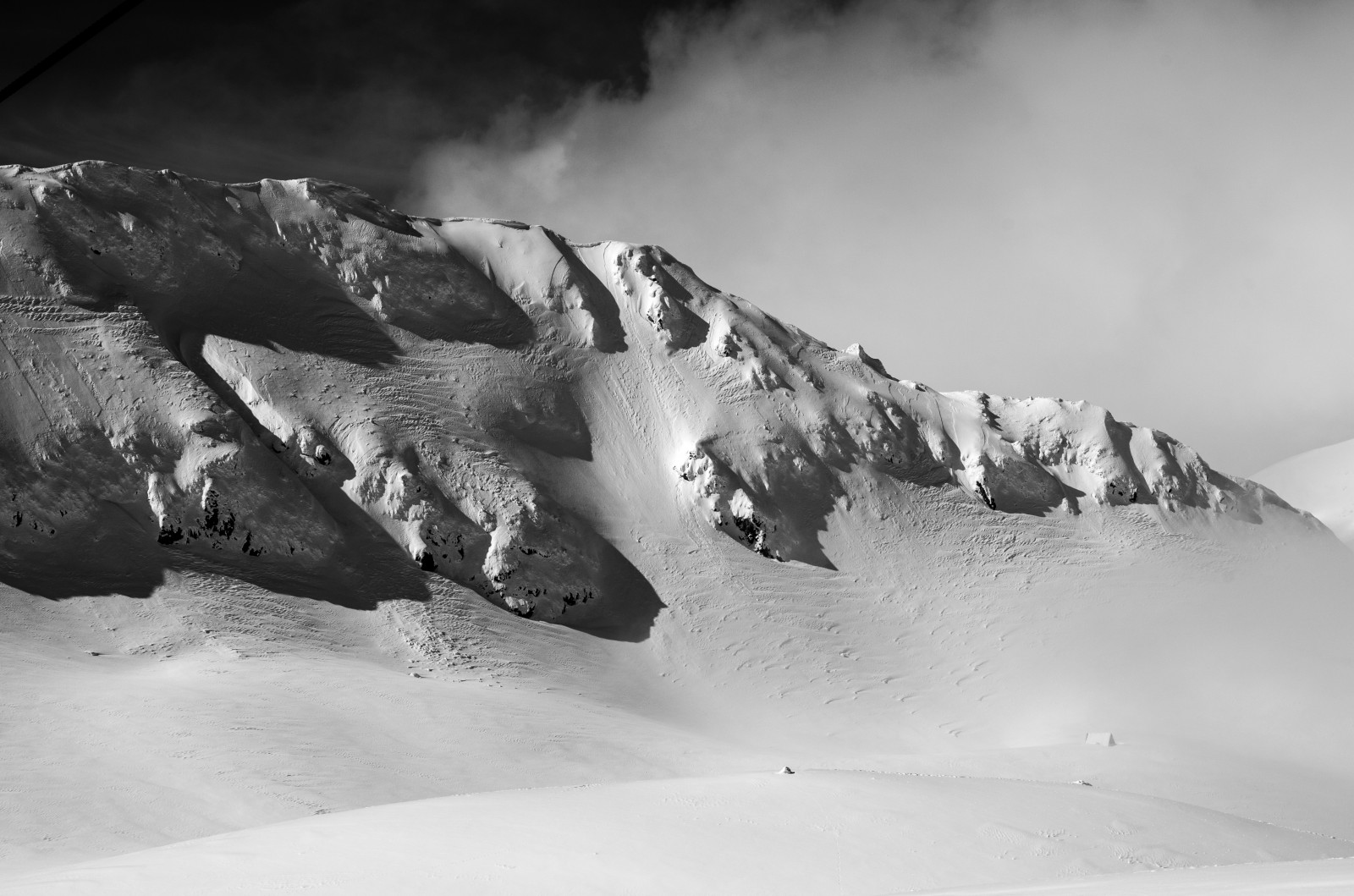 zima, nebe, Černý a bílý, tělesné, hora, sníh, Lyže, Příroda, mlha, mraky, krajina, freestyle, turistika, zasněžený, vrchol, Arktický, skrytý, Řecko, neve, horolezectví, backcountry, montagna, jízda zdarma, BNW, Karpenissi, Snowborad, Velouxi, pentaxart, Zpiste