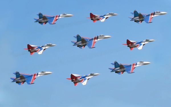 vehicle,airplane,aircraft,Sukhoi Su 27,air force,Su 27
