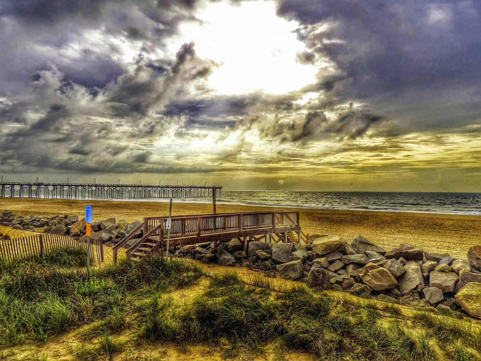 sollys, landskab, solnedgang, hav, vand, kyst, græs, himmel, Turisme, aften, kyst, HDR, horisont, Nikon, mole, Bank, vådområde, Sky, daggry, ocean, landskaber, hdrphotography, marinemaleri, landskaber, nord Carolina, meteorologisk fænomen, carolinabeach, forager, nikoncoolpixp510, pleasureisland, nikonsrule, coolpixp510