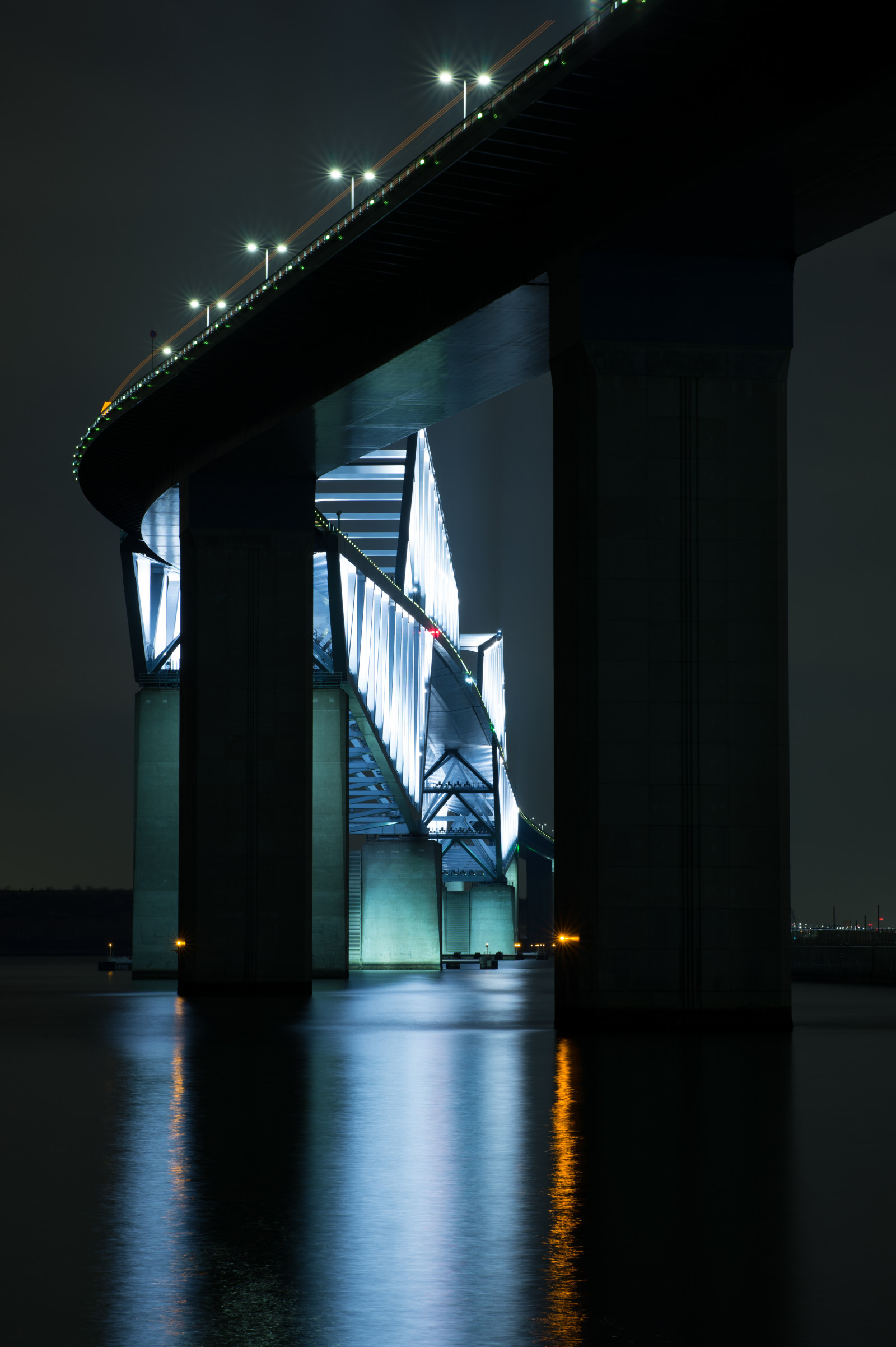 Japan, nat, arkitektur, afspejling, symmetri, blå, bro, Nikon, Tokyo, Jp, lys, farve, NIKKOR, belyst, belysning, belysning, form, mørke, milepæl, tokyobay, tokyogatebridge, afs105mmf14eed, afsnikkor105mmf14eed, df