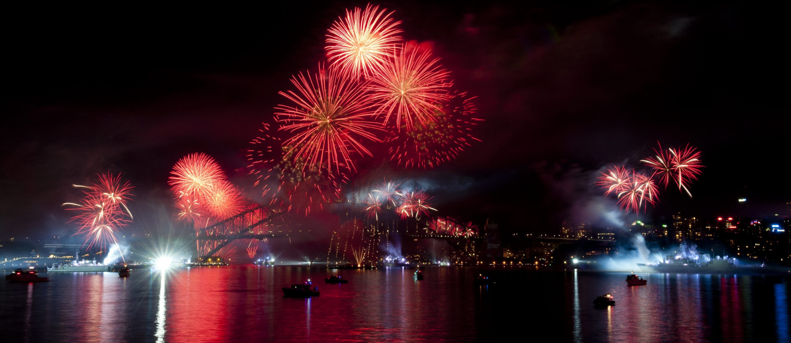 Wallpaper : fireworks, explosion, event, outdoor recreation 3600x1565