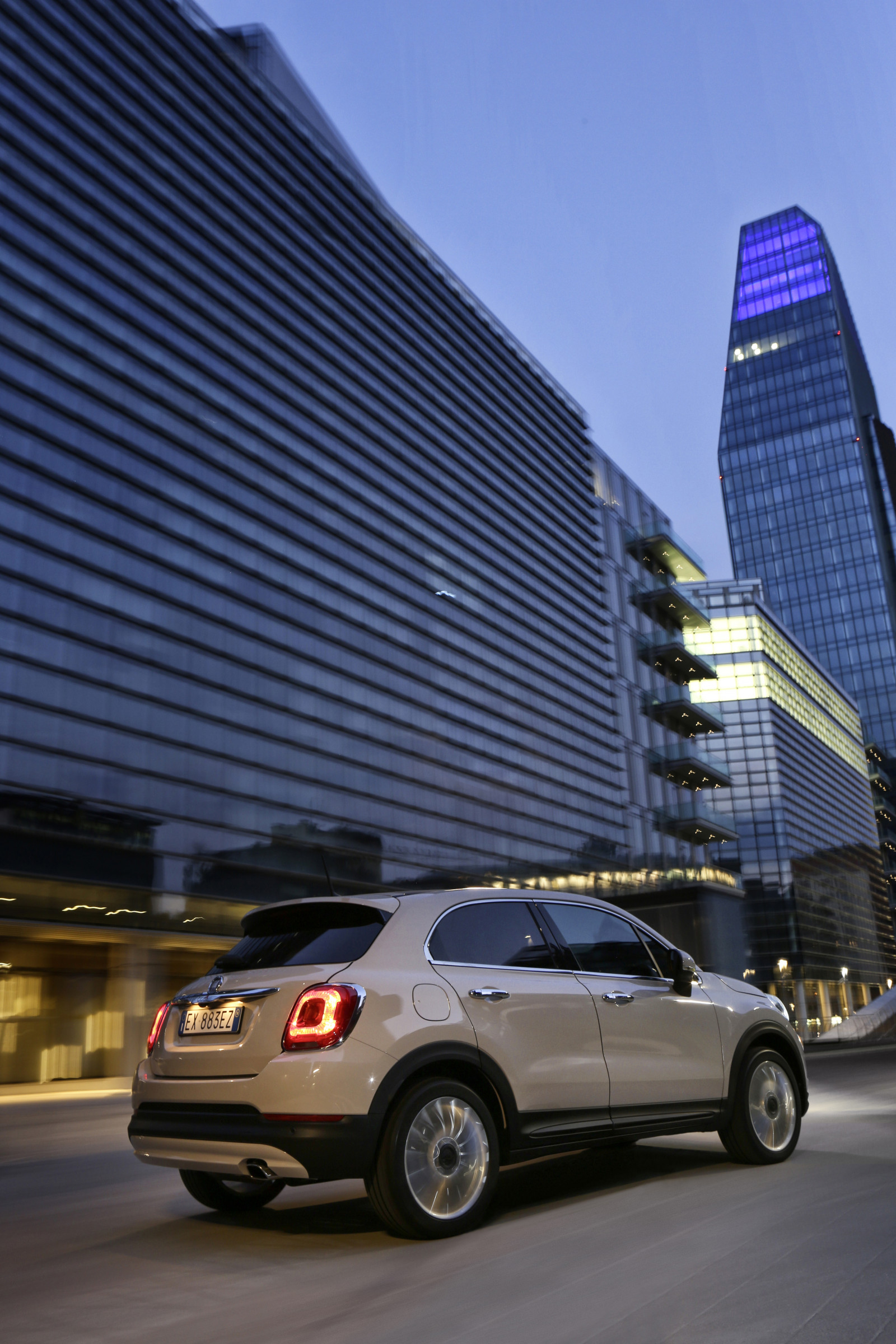 auto, veicolo, 2015, Mini, FIAT, netcarshow, netcar, immagini di auto, auto foto, 500X, ruota, veicoli terrestri, design automobilistico, esterno automobilistico, marca di automobile, veicolo di lusso, auto di famiglia, city ​​car