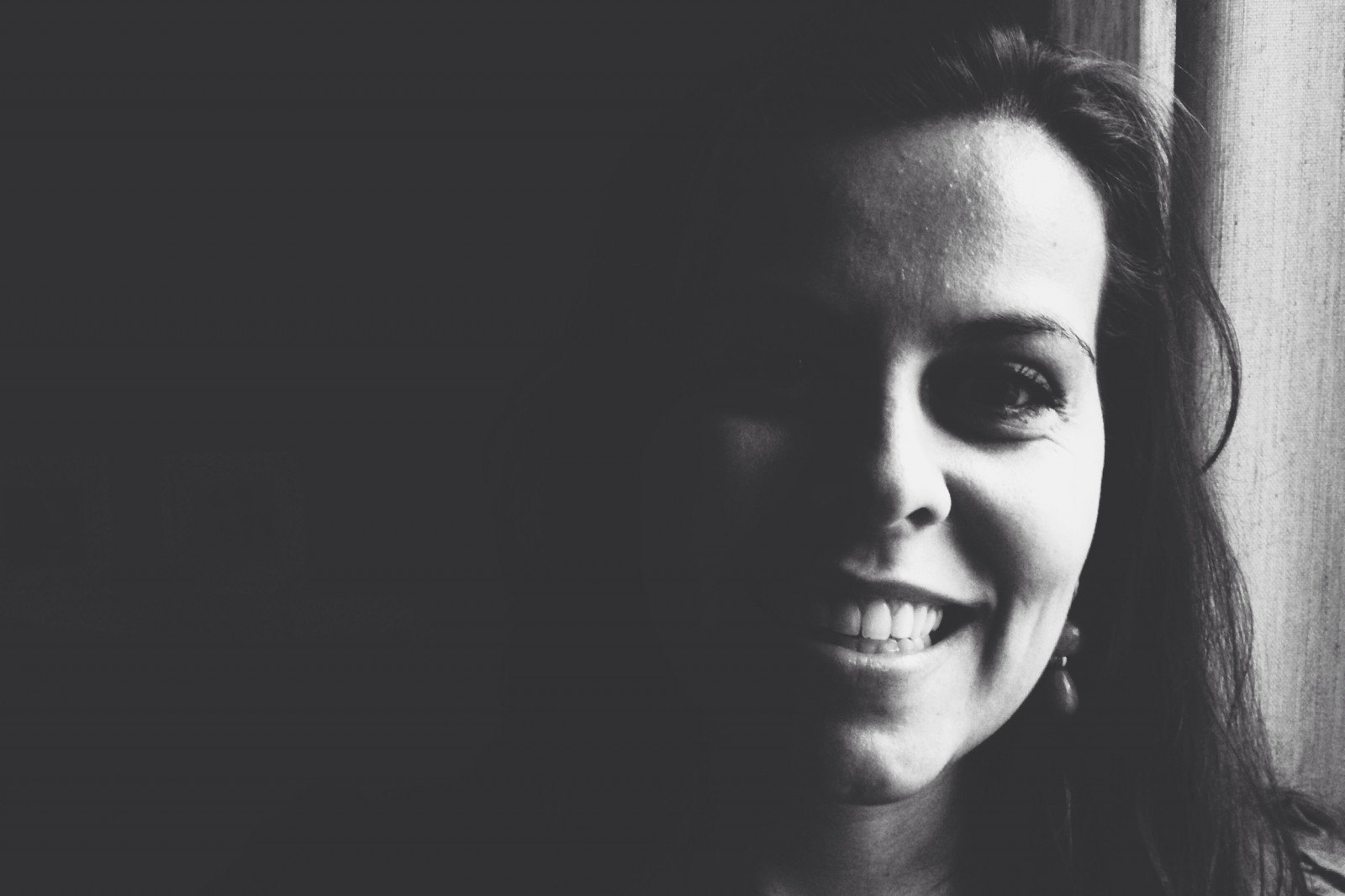 얼굴, 화이트, 검은, 식품, 단색화, 모델, 초상화, 밤, 하늘, 사진술, 영화 산업, 인스 타 그램, 머리, 광장, 니콘, 브라질, 매거진, 검정색과 흰색, 아름다움, bw, 눈, 사진, 어둠, d90, 아바 오아, 평방 포맷, 영화, 일, 사진들, 브랑코, 프리 토, pb, 인스 타 그램 앱, 검정색과 흰색, 흑백 사진, 인물 사진, 사진 촬영, 필름 누아르, 마케팅, 이아, 아리아 오, 브루노도 블라 실, Instagram에 의해 업로드 됨, 브루 노 브루 난