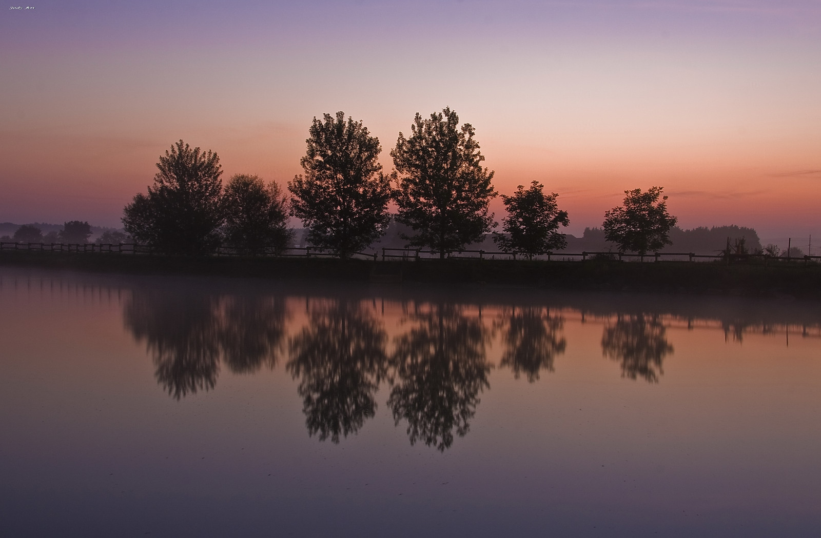 nebe, Francie, odraz, strom, alberi, svítání, alba, cielo, Jody, 2008, francia, riflesso, staccionata, golddragon, mywinners, abigfave, jodyart, jodysticca, goldstaraward, stazionediserviziochiss doveinqueldellafrancia, feriesfigate