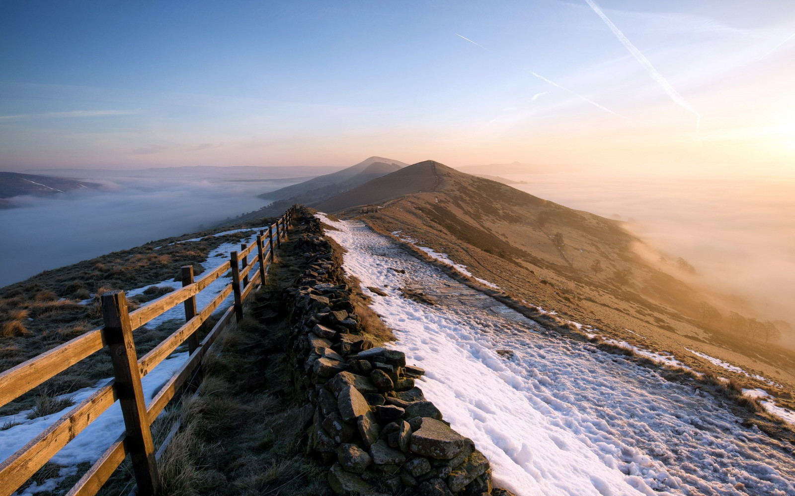 sunlight, landscape, mountains, sunset, sea, bay, hill, water, rock, nature, shore, snow, winter, clouds, beach, sunrise, cold, evening, morning, coast, cliff, horizon, cape, fence, wilderness, dusk, summit, Terrain, cloud, mountain, weather, dawn, ocean, wave, mountainous landforms, landform, body of water, mountain range