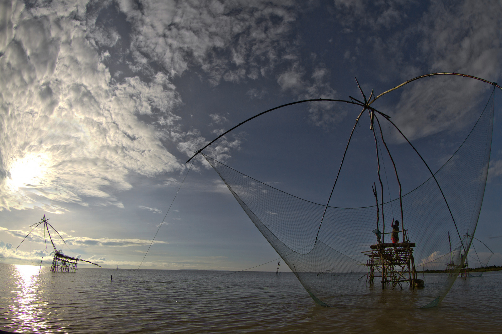 Thajsko, rybolov, harmonie, sítě, národní geografie, beautifulearth, thegalaxy, flickrbronzeaward, heartawards, betterthangood, beautifulaward, mygearandme, thehouseofimagegallery, photographyforrecreationbronzeaward, theelitephotographer, theelitephotographerlevel2, musictomyeyeslevel1, lamiasonata, theelitephotographerlevel3