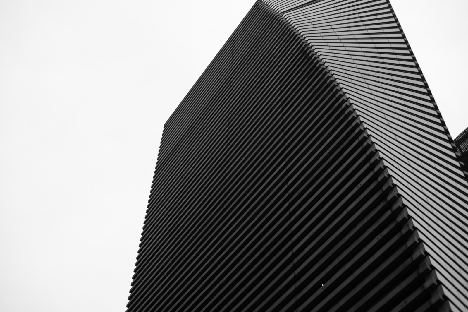 schwarz, einfarbig, die Architektur, Symmetrie, Wolkenkratzer, Muster, Leica, Tokio, M, Bw, gestalten, Entwurf, Linie, Zeiss, Carl Zeiss, Ginza, Leicam, Typ240, Planar, Planar250, 250, Fassade, Schwarz und weiß, Monochrome fotografie, Turmblock