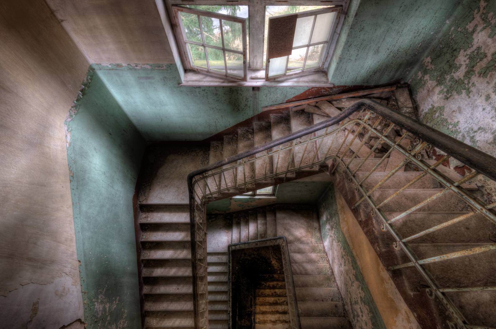 starý, světlo, městský, Dům, budova, opuštěný, okno, architektura, schody, temný, Ztracený, živobytí, rez, otevřeno, rozklad, prostor, kroky, kolejnice, skrytý, schodiště, zábradlí, prach, vykotlaný, urbex