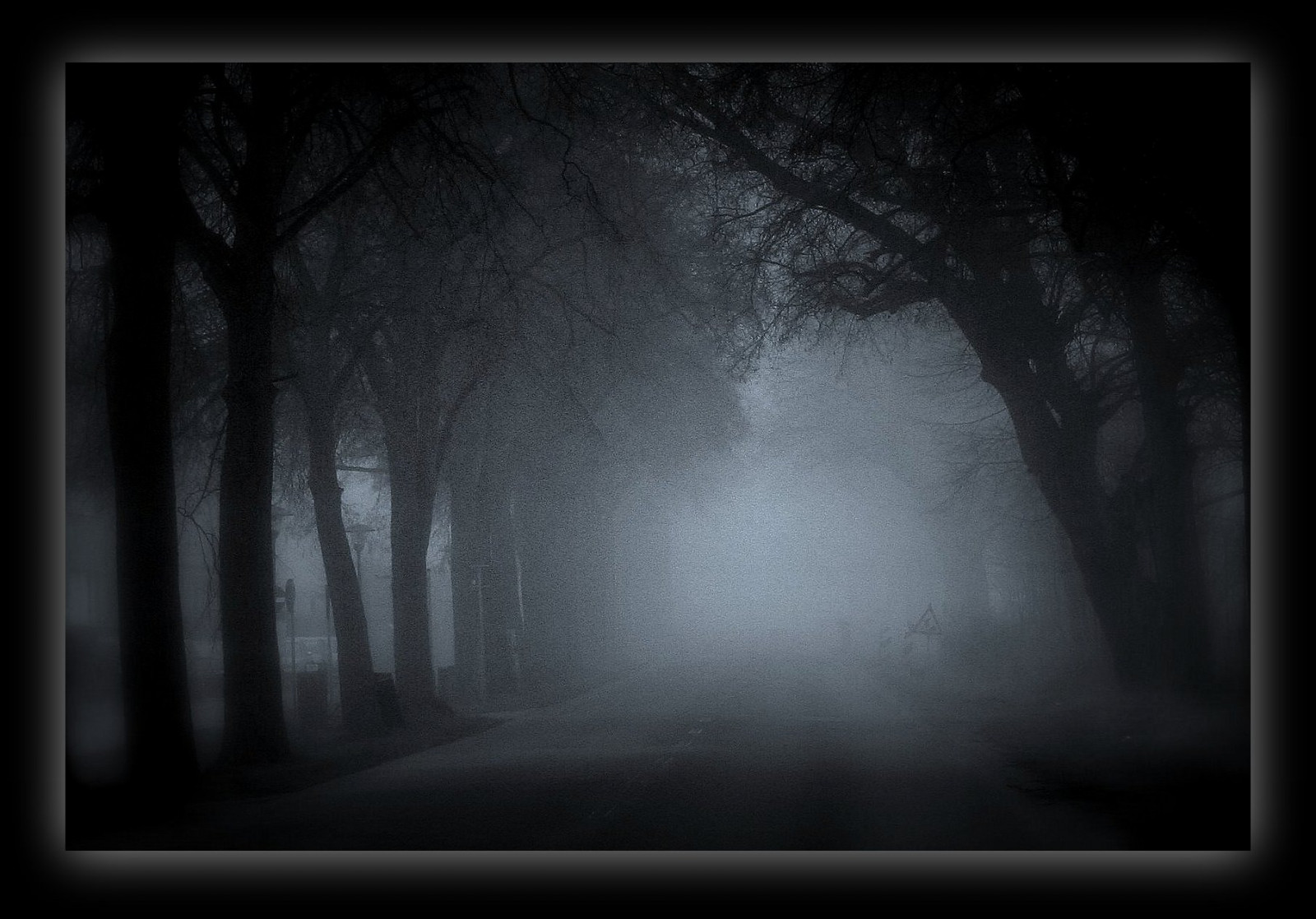 slunečnímu záření, krajina, les, bílý, Černá, černobílý, ulice, noc, nebe, silnice, fotografování, ráno, Německo, mlha, provoz, atmosféra, mokrý, Evropa, Dálnice, Berlín, půlnoc, dovolená, Europa, 2006, země, strom, mlha, cestovat, Landschaft, deutschland, prohlídka, B2, tma, SW, countryroad, Stát, geotagged, baum, cesta, strasse, Německo, schwarz, Reise, Urlaub, brandenburg, zářící hvězda, weiss, Ferien, a2, Nebel, zálesí, amazingshots, počítač tapeta, Černý a bílý, monochromatické fotografování, zátiší fotografování, jev, Verkehr, brd, Ausflug, federální, vlhčí, thefinalcrown, Spandau, výlet, Bundesrepublik, Juergen, 0fav, Kurlvink, Kurli1, 0allok, 0win, Mld. Kč, Dálnice2, Bundesland, Bundesstrasse, Kladow, Blackandwhitemaniacs, Driverpic, Fahrland, Exploreuneprovedeno, Heartsavisionhearts, 0crtv, 0bw, Nejsilnější, stock photography