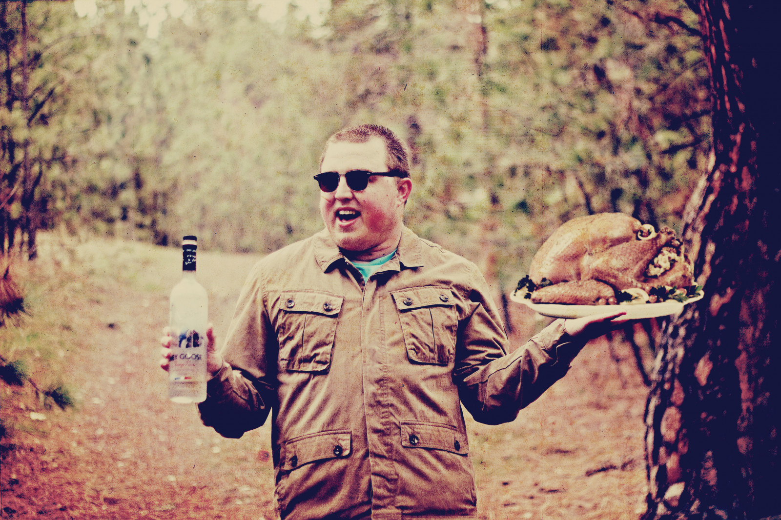 muži, stromy, podzim, lidé, Photoshop, sluneční brýle, abstraktní, park, fotografování, nadreálný, krocan, Kánon, bokeh, jaro, vodka, listopad, Díkůvzdání, Pojmový, Evergreen, barva, podzim, květ, washington, krása, sezóna, usměj se, muž, slavnostní, dovolená, fotografie, stezka, pití, smát se, týden, chlap, tvořivý, mužský, autoportrét, podivný, talíře, projekt, podíl, Spokane, T3i, 52, zvláštní, šedá husa, minnehahapark, drinksgiving, nadšený