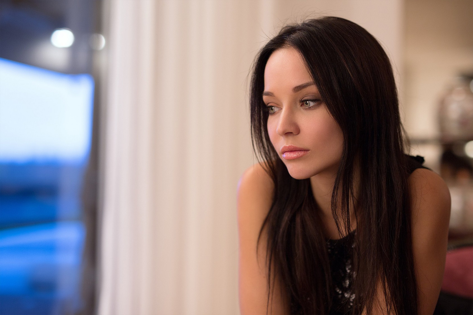 tvář, ženy, model, portrét, dlouhé vlasy, brýle, fotografování, šaty, černé vlasy, Angelina Petrova, móda, vlasy, Osoba, kůže, hlava, dívka, krása, oko, žena, dáma, fotografie, blond, účes, portrétní fotografie, focení, hnědé vlasy