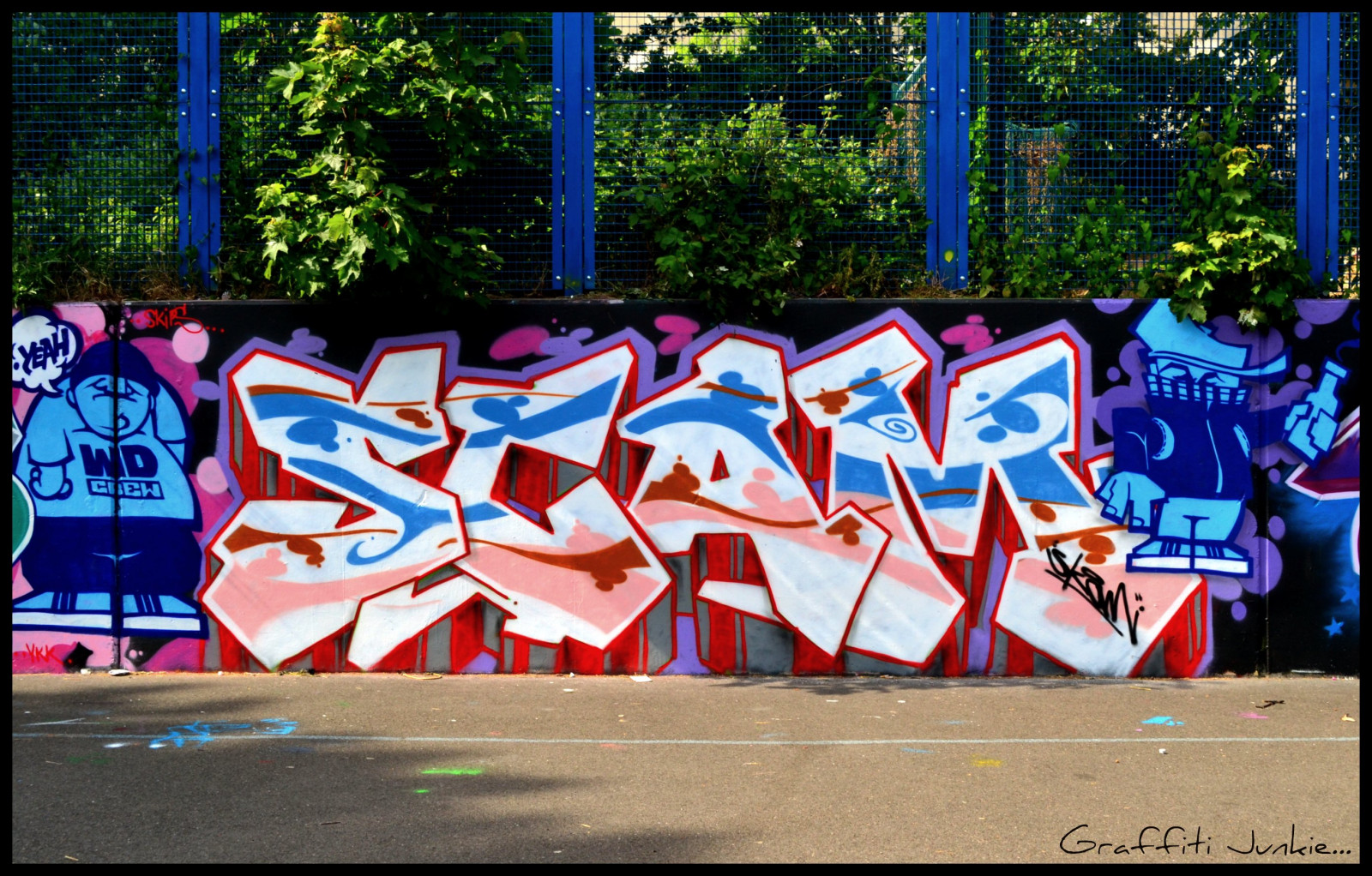 Londýn, Černá, město, ulice, lavice, král, grafiti, zlato, pouliční umění, lovec, umět, hardcore, nástěnná malba, Montana, sprej, spisovatelé, UMĚNÍ, plocha, , králové, pouliční umění, malovat, Všechno, hala, spraypaint, Graff, hof, feťák, sláva, 94, vandal, vandalství, MTN, spisovatel, síň slávy, plechovka spreje, allcity, Lavička, LDN, montanagold, montanablack, montanahardcore, z, graffitihunter, montana94, arthunter, graffhunter, graffitijunkie, streetarthunter, abbeyroad, Podvod, Sklo, Crok, visual arts