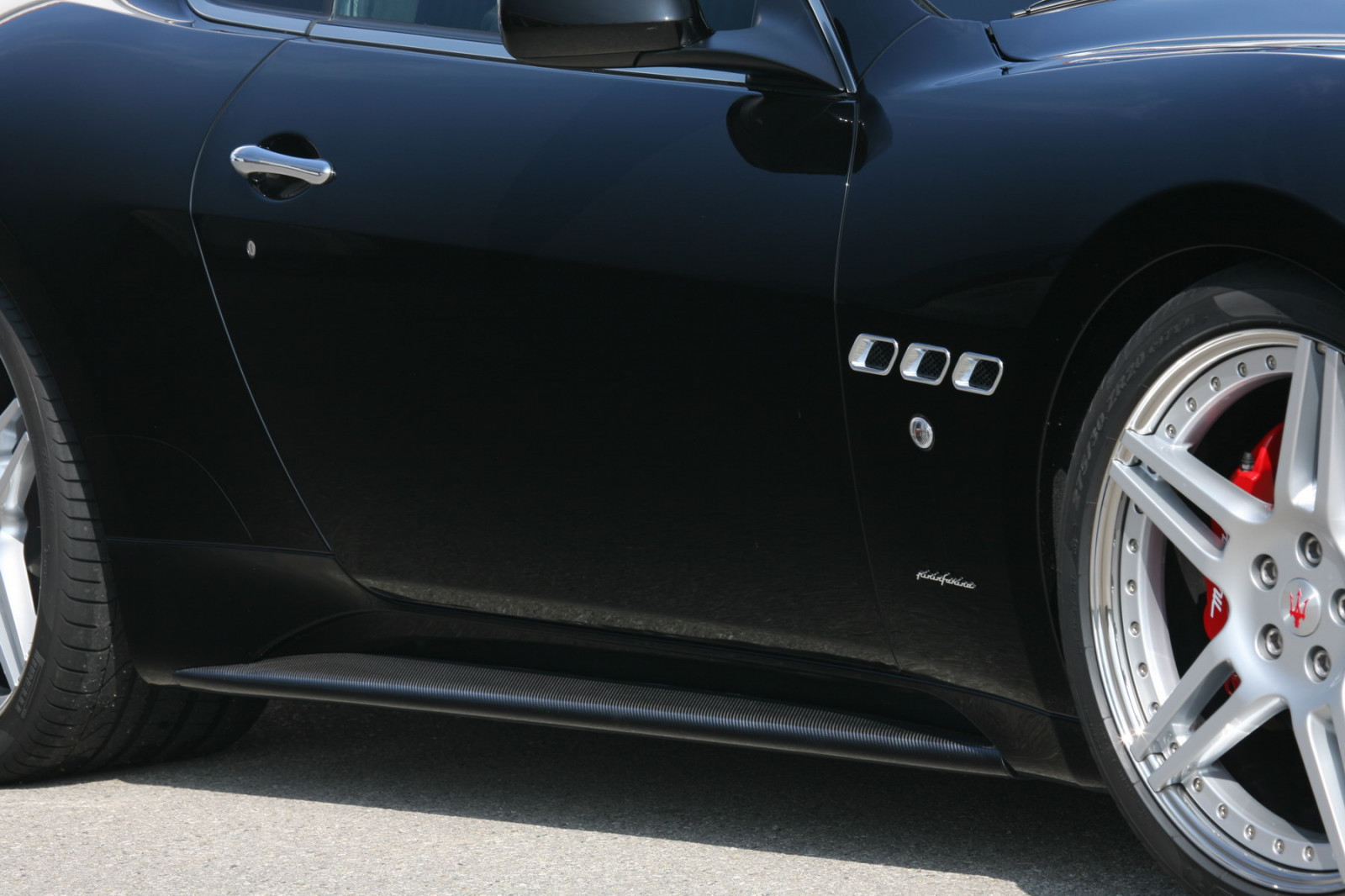 auto, vozidlo, Nissan, sportovní auto, Maserati, kupé, Konvertibilní, netcarshow, netcar, obrázky vozidel, photo auto, 2011, kolo, GranTurismo S pomocí Novitec, okraj, superauto, pozemní vozidla, automobilového designu, automobilový exteriér, automobil make, luxusní vůz, nárazník