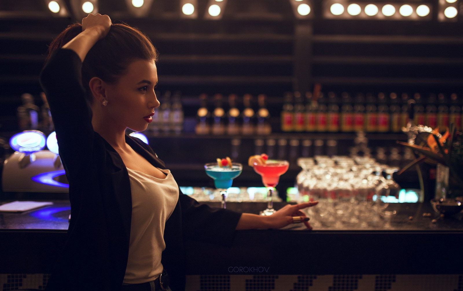 donne, ritratto, guardare lontano, Ivan Gorokhov, bar, Aliya Lando, pasto, Senso