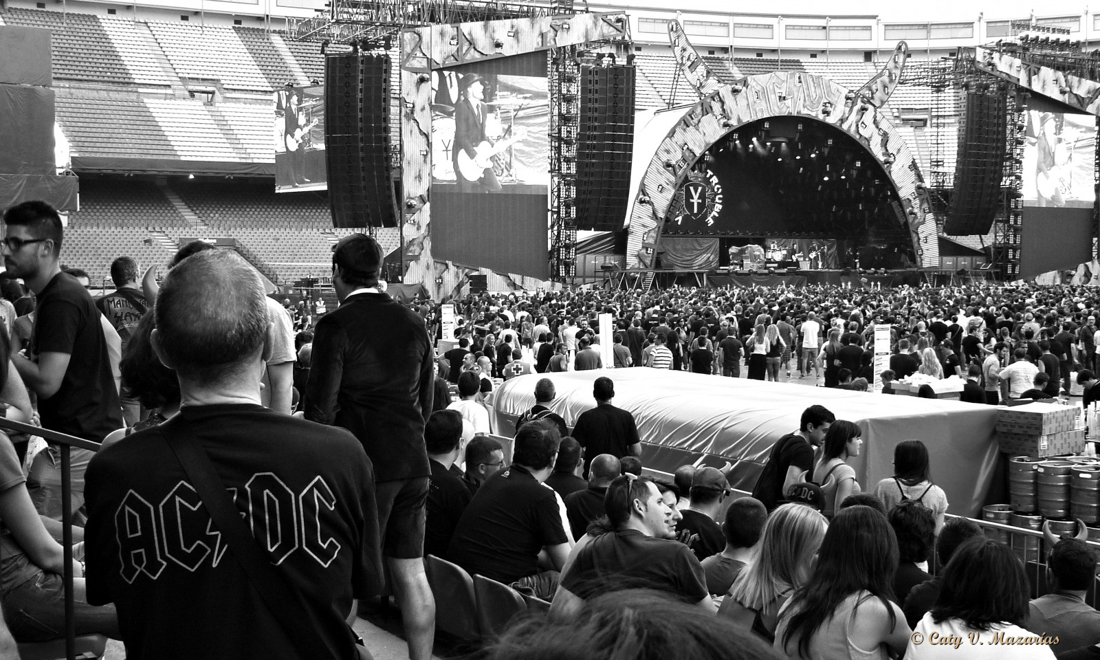 amigos, amomadrid, bromas, comunidaddemadrid, callesdemadrid, descanso, demadridalcielo, espana, navíc o, Přátelé, findesemana, gentedemadrid, humor, šťastný den, jugandoconlafotograf, polibky, Libertad, Madrid, vícebarevný, noalaviolencia, Ó, acdcrockorbust