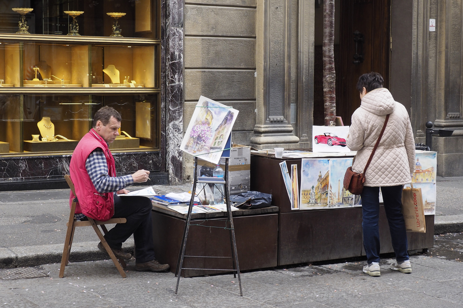 vindue, by, gade, Italien, vej, tabel, stol, by, Europa, Olympus, Europa, infrastruktur, Panasonic, Bologna, ciudad, italien, kunstner, Streetartist, streetphotography, ville, italie, Lumix, maler, møbel, Citta, stadt, national geografi, worldtrekker, artista, Emilia-Romagna, peintre, Pittore, CentroStorico, fotografiaderua, offentlige rum, centreville, photographiederue, Zentrum, Artisti, artistidistrada, em10markii, worldcitycenters, medievalcenter, centromedievale, centromedieval, Centrem di val, panasoniclumixgxvario35100f28, artistederue, artistacallejero, photosdelavie, escenacallejera, olympusem10markii, viadegliorefici, stradadeljazz