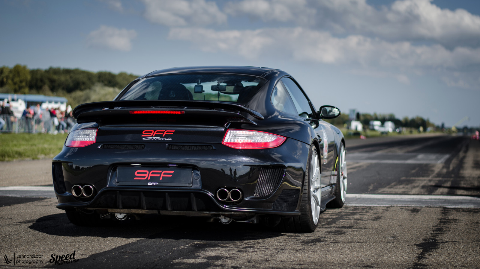 Černá, sport, ulice, auto, vozidlo, silnice, fotografování, Německo, Porsche, Nikon, Porsche 911, sportovní auto, 2015, ladění, závodění, kupé, Porsche 911 GT3, Zvyk, výkon auta, Němec, limuzína, letiště, GT, Porsche 911 GT2, 9ff, 911, 500, NIKKOR, 50mm, podzim, 18, MKII, venkovní, kolo, cars, představení, super, 1000, okraj, superauto, D5100, turbo, motorsport, carspotting, ladička, sportovní auto, Lennard, Laar, carsighting, lennardlaar, Trackday, SCC, scc500, pozemní vozidla, automobilového designu, automobilový exteriér, závodní auto, luxusní vůz, rodinný vůz, nárazník, kompaktní vůz, motorové vozidlo, osobní luxusní automobil, výkonné auto, střední velikost auta, auto part, 997, deutsche, automotive Lighting, Gturbo, Meisterschaft, Dragrace, Lahr, Gtronic, Rolling50, automotive wheel system