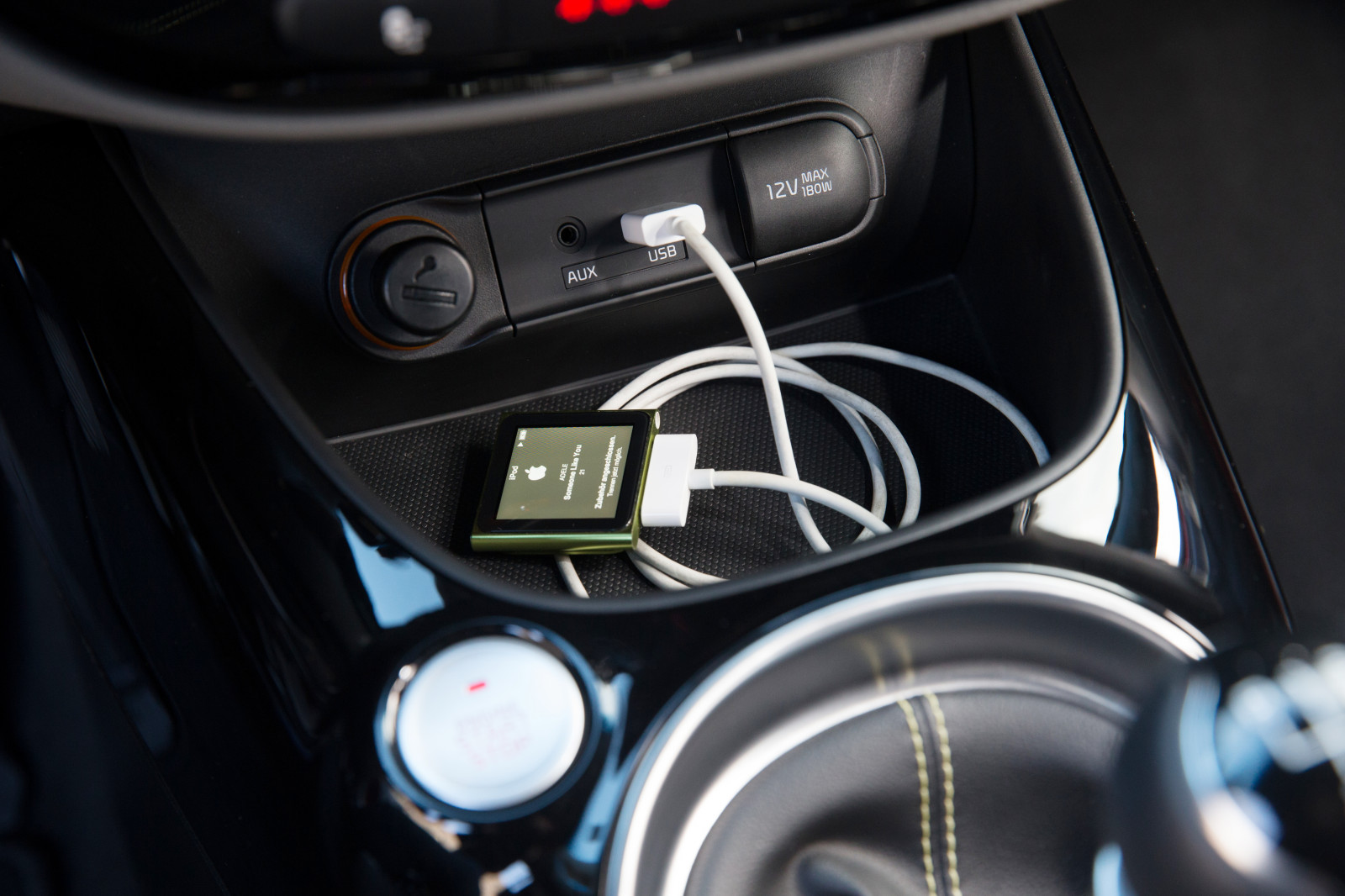 auto, vozidlo, sportovní auto, 2015, volant, limuzína, Kia, netcarshow, netcar, obrázky vozidel, photo auto, Duše Europe version, kolo, superauto, pozemní vozidla, automobil make, luxusní vůz, rodinný vůz, kompaktní vůz, výkonné auto, městské auto, subcompact auto, řízení part