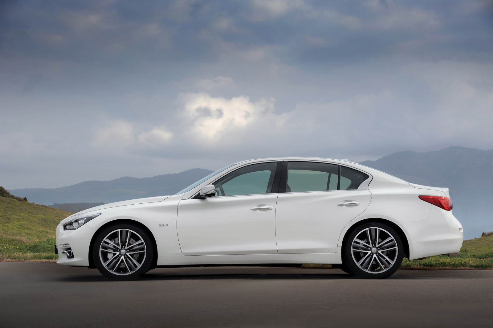 auto, vozidlo, sportovní auto, 2015, Infiniti, limuzína, netcarshow, netcar, obrázky vozidel, photo auto, Q50 Europe version, kolo, okraj, pozemní vozidla, automobilového designu, automobilový exteriér, automobil make, luxusní vůz, rodinný vůz, osobní luxusní automobil, výkonné auto, sportovní sedan, střední velikost auta, infiniti g