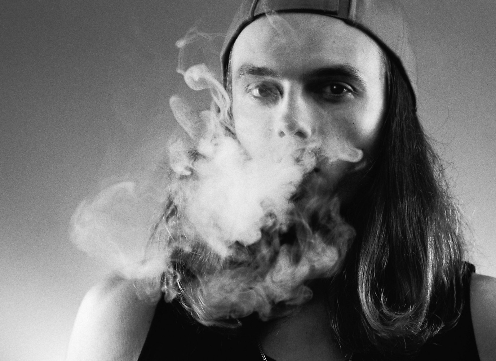 แสง, ต้นฉบับ, แนวตั้ง, bw, สีขาว, ดำ, พื้นผิว, 120, Mamiya, ภาพยนตร์, ใบหน้า, หมวก, อนาล็อก, มืด, ผม, สตูดิโอ, เลนส์, การถ่ายภาพ, รูปภาพ, โมเดล, 645, ยาว, ช่างภาพ, BEN, สูบบุหรี่, ธัญพืช, สะโพก, ทราย, สูบบุหรี่, iso, hp5, ปานกลาง, รูปแบบ, เบนจามิน, grainy, หมอก, rit, Ilford, Bogdan, ดึง, reddit, 210 มม, 645j, Ciornei, ranalog, disinger