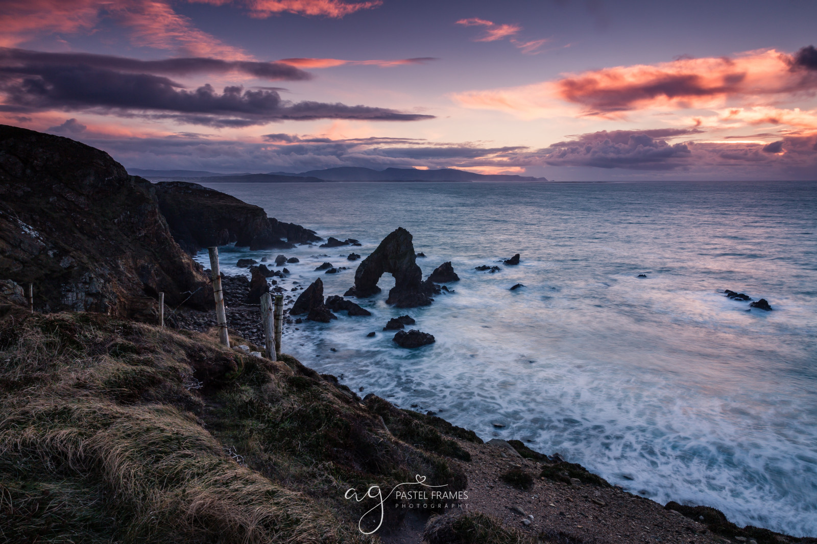 západ slunce, moře, záliv, Skála, Příroda, pobřeží, nebe, mraky, pláž, svítání, večer, ráno, pobřeží, útes, horizont, pelerína, Irsko, oblouk, soumrak, hlava, atlantický, Terén, longexposure, expozice, mrak, cestovat, svítání, oceán, vlna, přímořská krajina, barvy, zátoka, prohlížení památek, canon2470mm, tělo z vody, mořská vlna, canon5dmark3, crohy, codonegal, wildatlanticwayocean