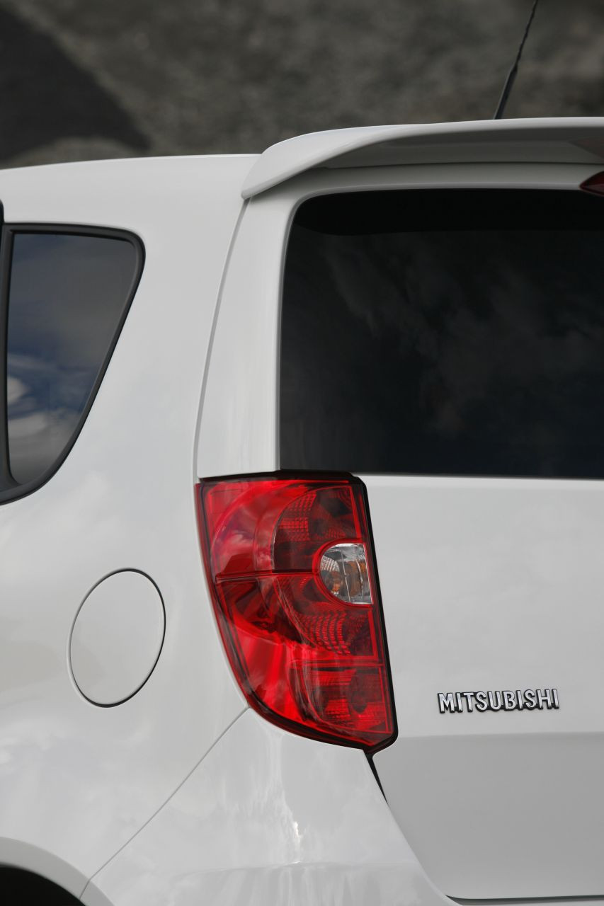 Wallpaper : Mitsubishi, 2013, Sedan, netcarshow, netcar, car images ...