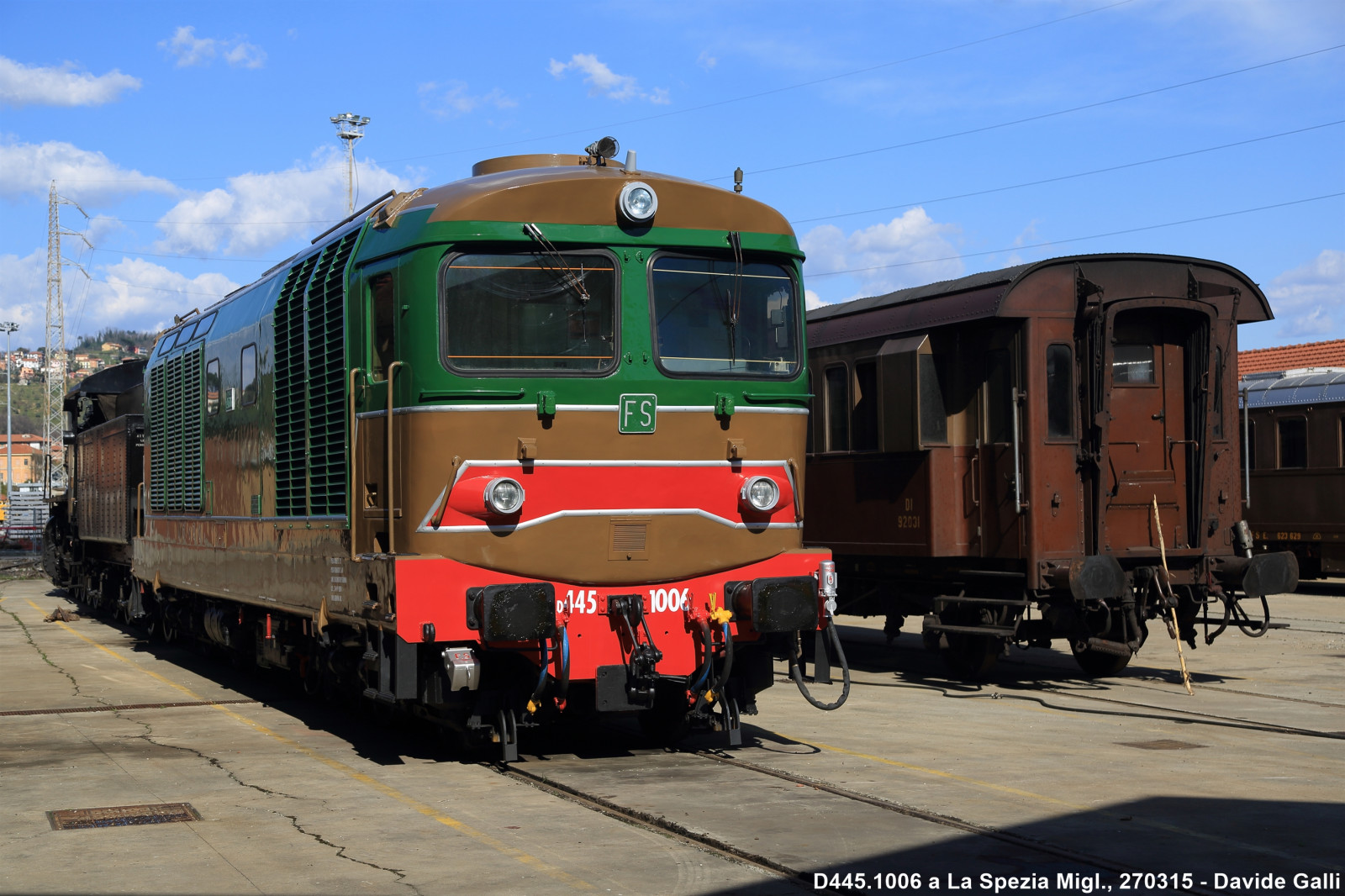 vozidlo, vlak, vlakové nádraží, 2015, doprava, náklad, lokomotiva, Cestující, Los Angeles, 2016, fs, Metropolitní oblast, pozemní vozidla, veřejná doprava, železniční doprava, kolejová vozidla, osobní automobil, železniční vůz, Trenitalia, migliarina, 1006, Fondazione, spezia, D445