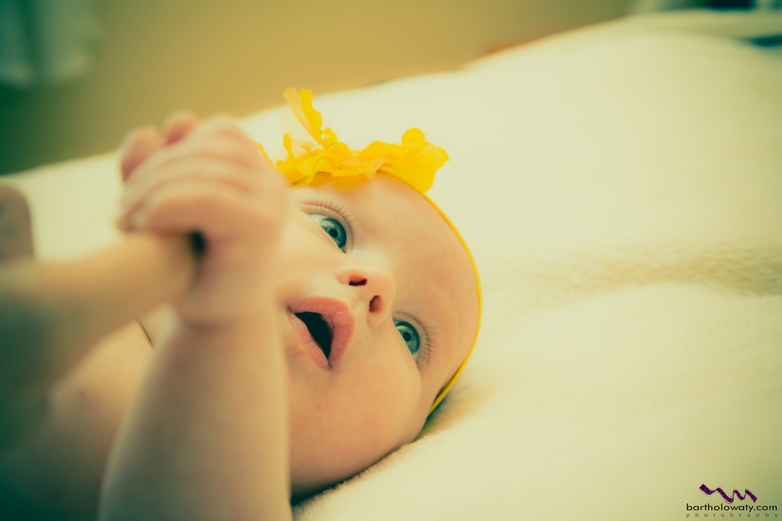 tvář, lidé, portrét, děti, fotografování, žlutý, Kánon, dítě, nos, emoce, Osoba, kůže, hlava, 2012, barva, dítě, květ, děti, dívka, krása, usměj se, oko, fotografie, portréty, 60d, sladkost, mimika, orgán, zblízka, batole, nemluvně