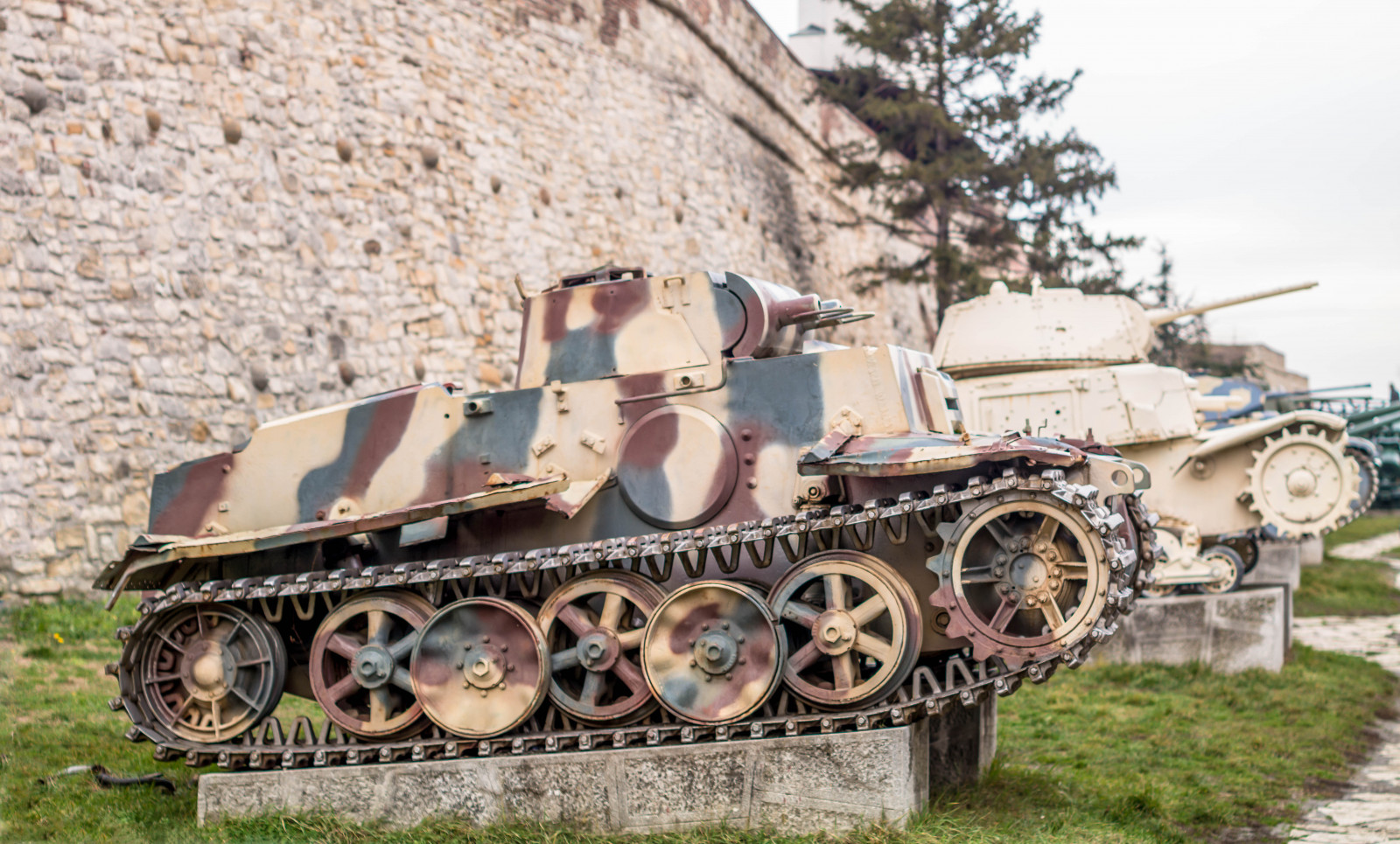 Wallpaper : weapon, Samsung, history, vintage, bokeh ...